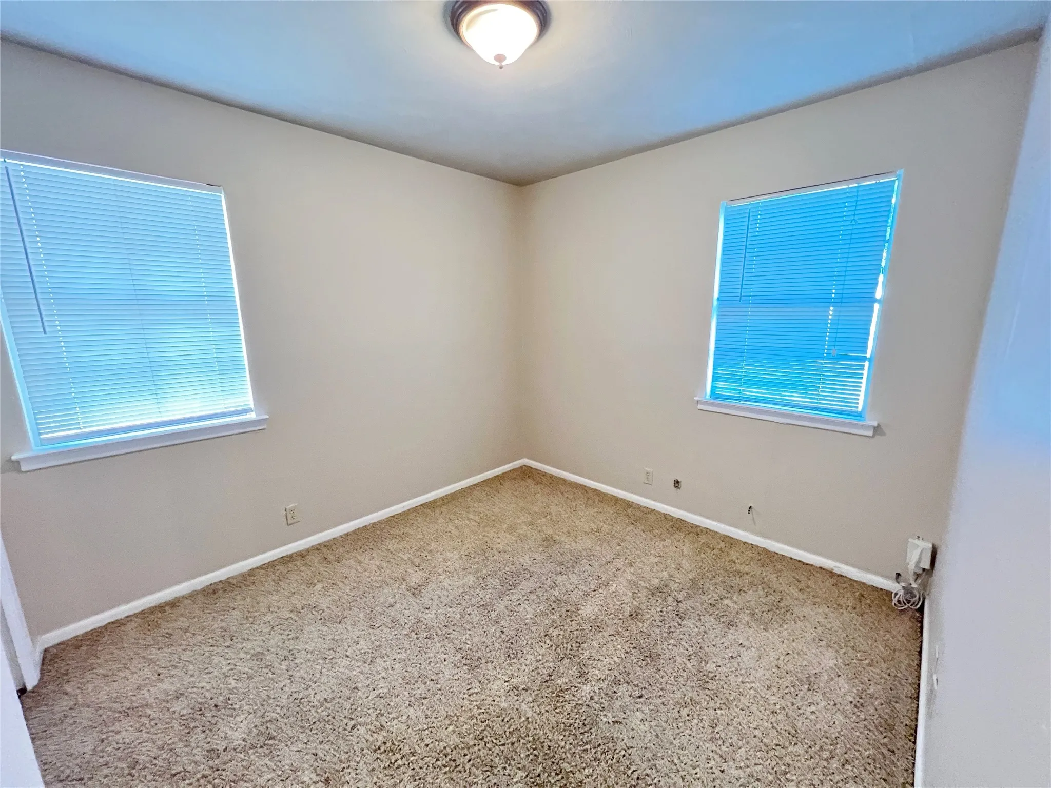 Single Family Residence For Rent in Denton County , 3909 Atlas Drive, Denton, Texas 76209, 3 Bedroom, 1 Bathroom, Garage spaces, 1,016 Sqft, built in 1965, mls#21309030, Real Estate Agent in Denton, Homes For Rent in Denton county, Homes For Rent in Denton, Realtor in Denton Texas, Real Estate Brokerage Independent Realty Texas, Luminita Cordes Realtor