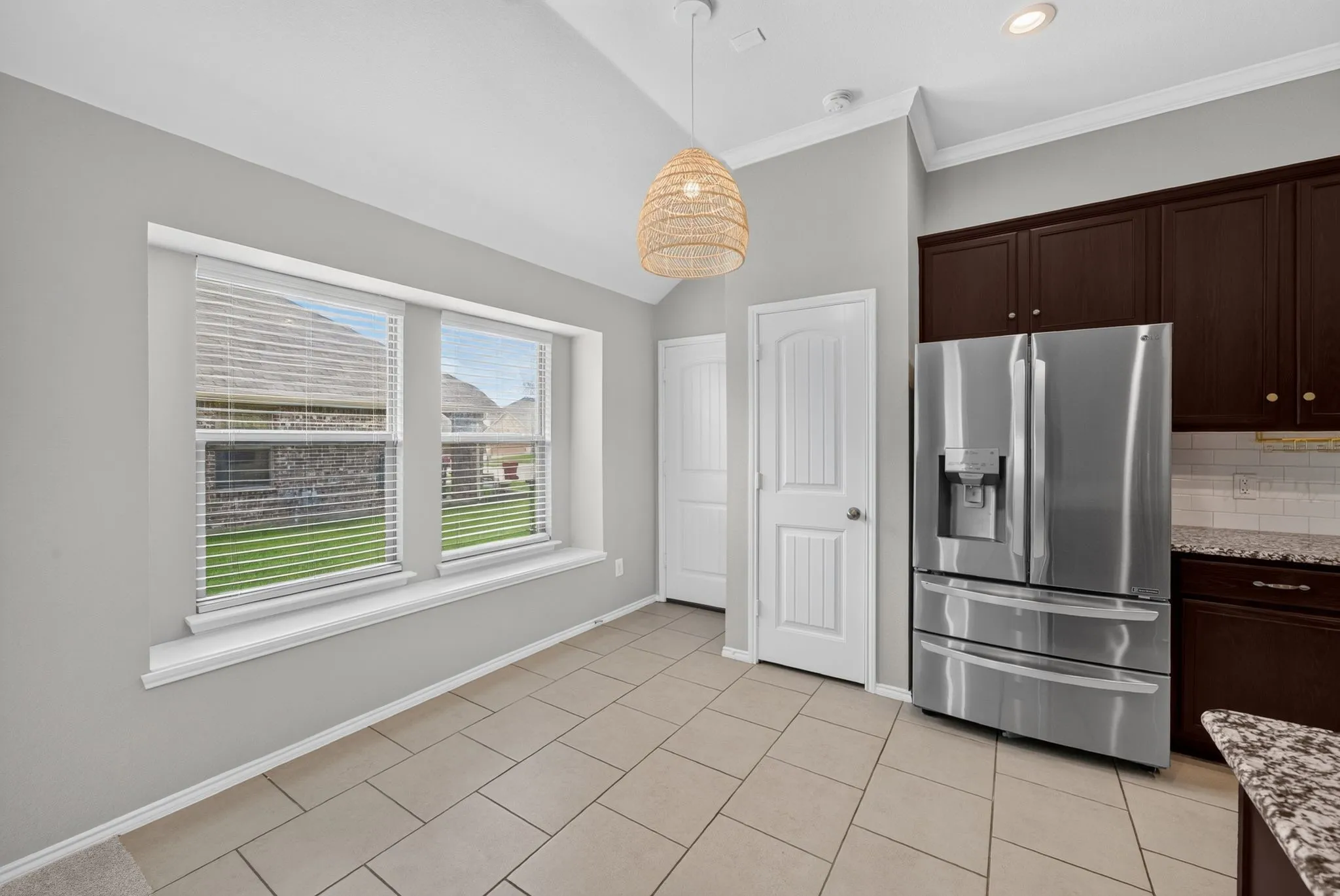 Single Family Residence For Sale in Collin County , 1928 Glen Meadow Drive, Royse City, Texas 75189, 4 Bedroom, 2 Bathroom, 2 Garage spaces, 1,706 Sqft, built in 2018, mls#21309064, Real Estate Agent in Royse City, Homes For Sale in Collin county, Homes For Sale in Royse City, Realtor in Royse City Texas, Real Estate Brokerage Independent Realty Texas, Luminita Cordes Realtor