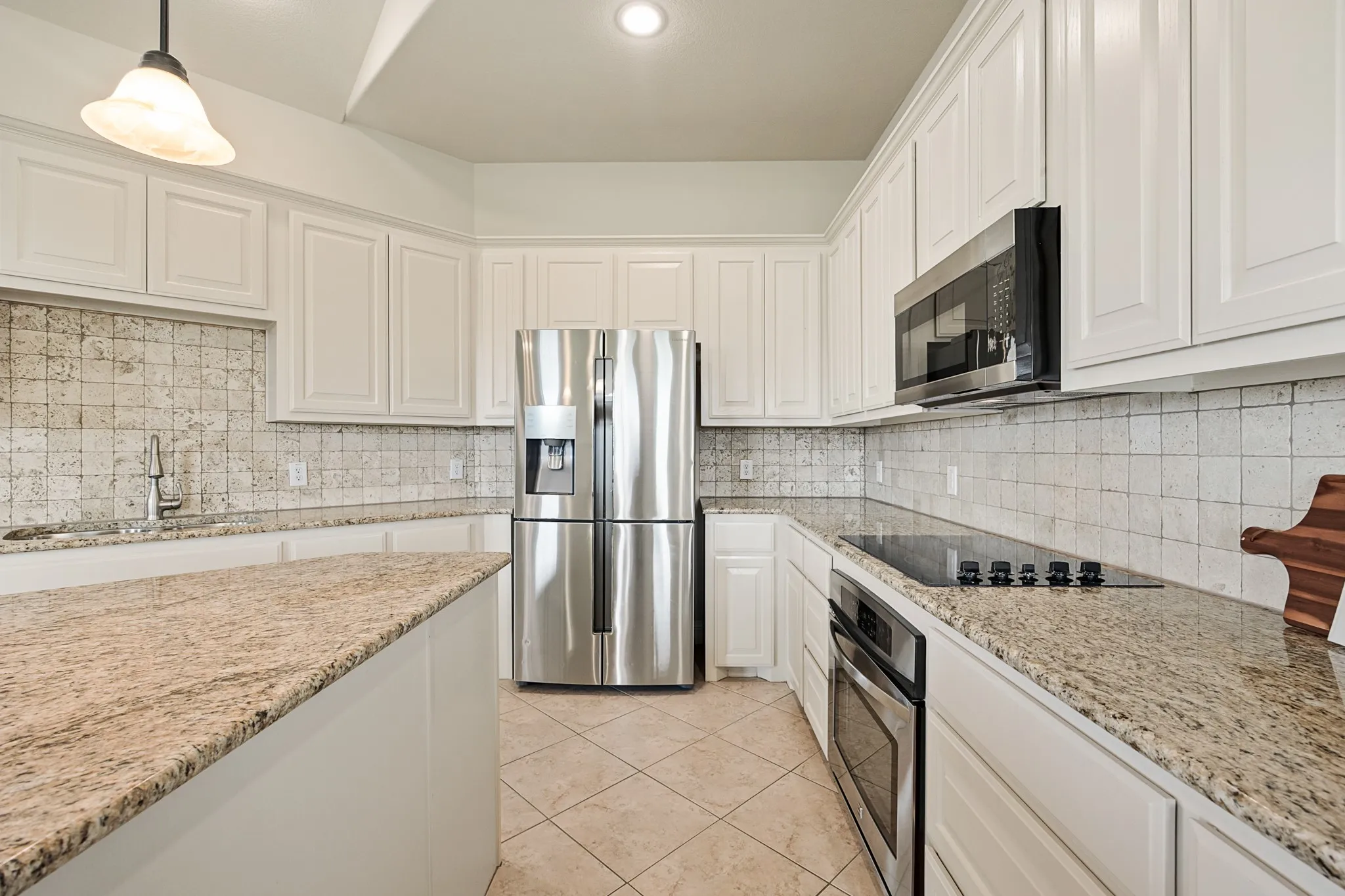 Single Family Residence For Sale in Hunt County , 6192 Graham Point Trail, Royse City, Texas 75189, 3 Bedroom, 4 Bathroom, 2 Garage spaces, 2,664 Sqft, built in 2009, mls#21308514, Real Estate Agent in Royse City, Homes For Sale in Hunt county, Homes For Sale in Royse City, Realtor in Royse City Texas, Real Estate Brokerage Independent Realty Texas, Luminita Cordes Realtor