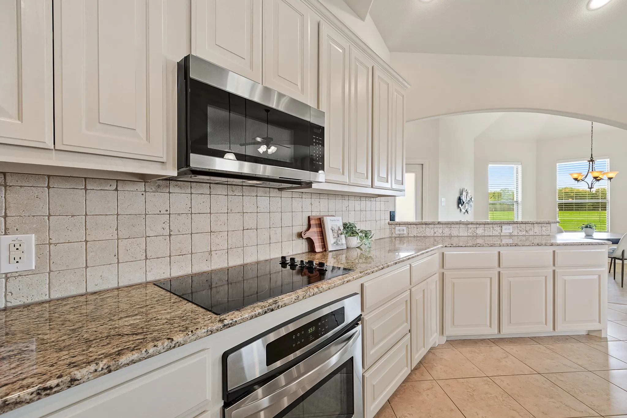 Single Family Residence For Sale in Hunt County , 6192 Graham Point Trail, Royse City, Texas 75189, 3 Bedroom, 4 Bathroom, 2 Garage spaces, 2,664 Sqft, built in 2009, mls#21308514, Real Estate Agent in Royse City, Homes For Sale in Hunt county, Homes For Sale in Royse City, Realtor in Royse City Texas, Real Estate Brokerage Independent Realty Texas, Luminita Cordes Realtor