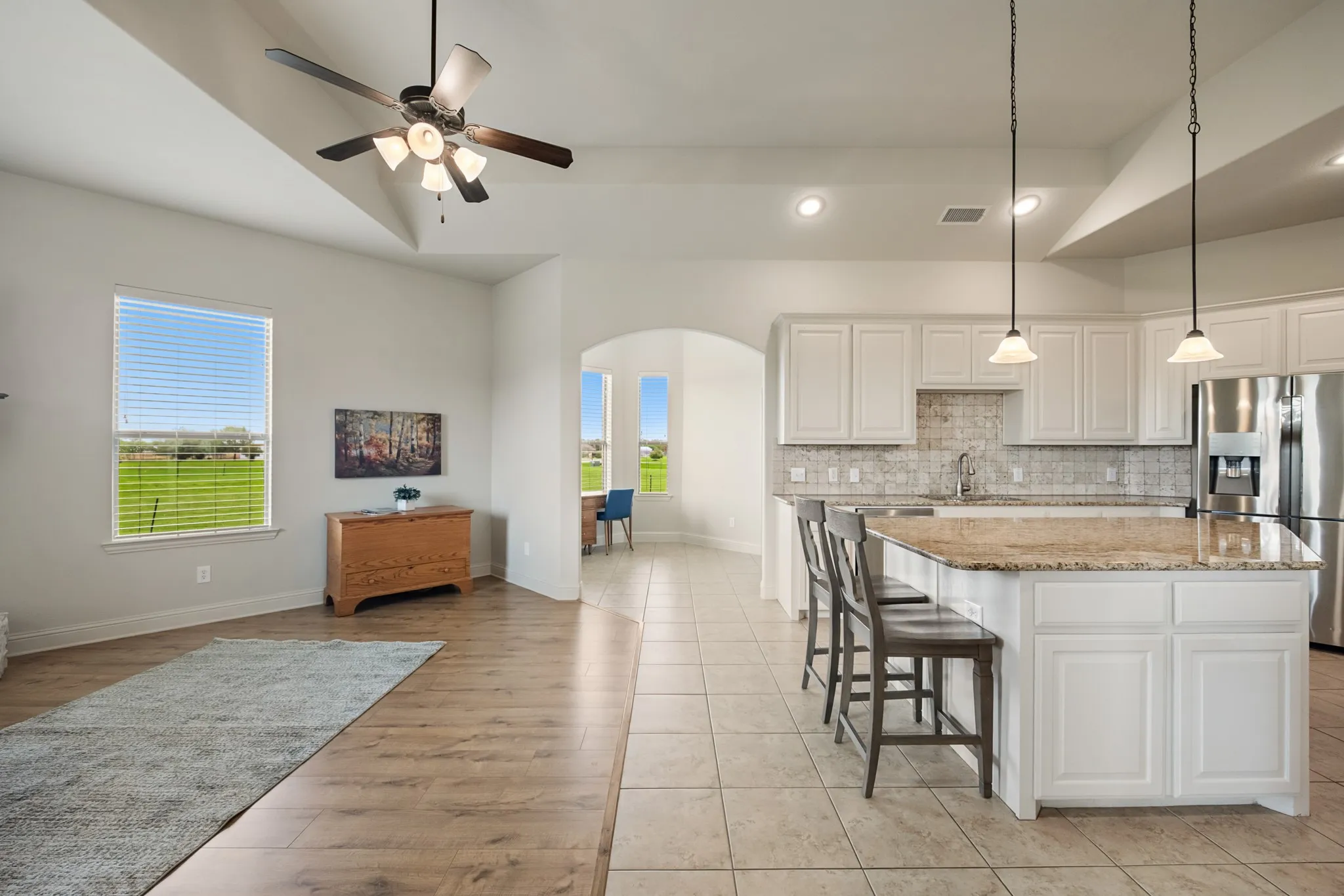 Single Family Residence For Sale in Hunt County , 6192 Graham Point Trail, Royse City, Texas 75189, 3 Bedroom, 4 Bathroom, 2 Garage spaces, 2,664 Sqft, built in 2009, mls#21308514, Real Estate Agent in Royse City, Homes For Sale in Hunt county, Homes For Sale in Royse City, Realtor in Royse City Texas, Real Estate Brokerage Independent Realty Texas, Luminita Cordes Realtor