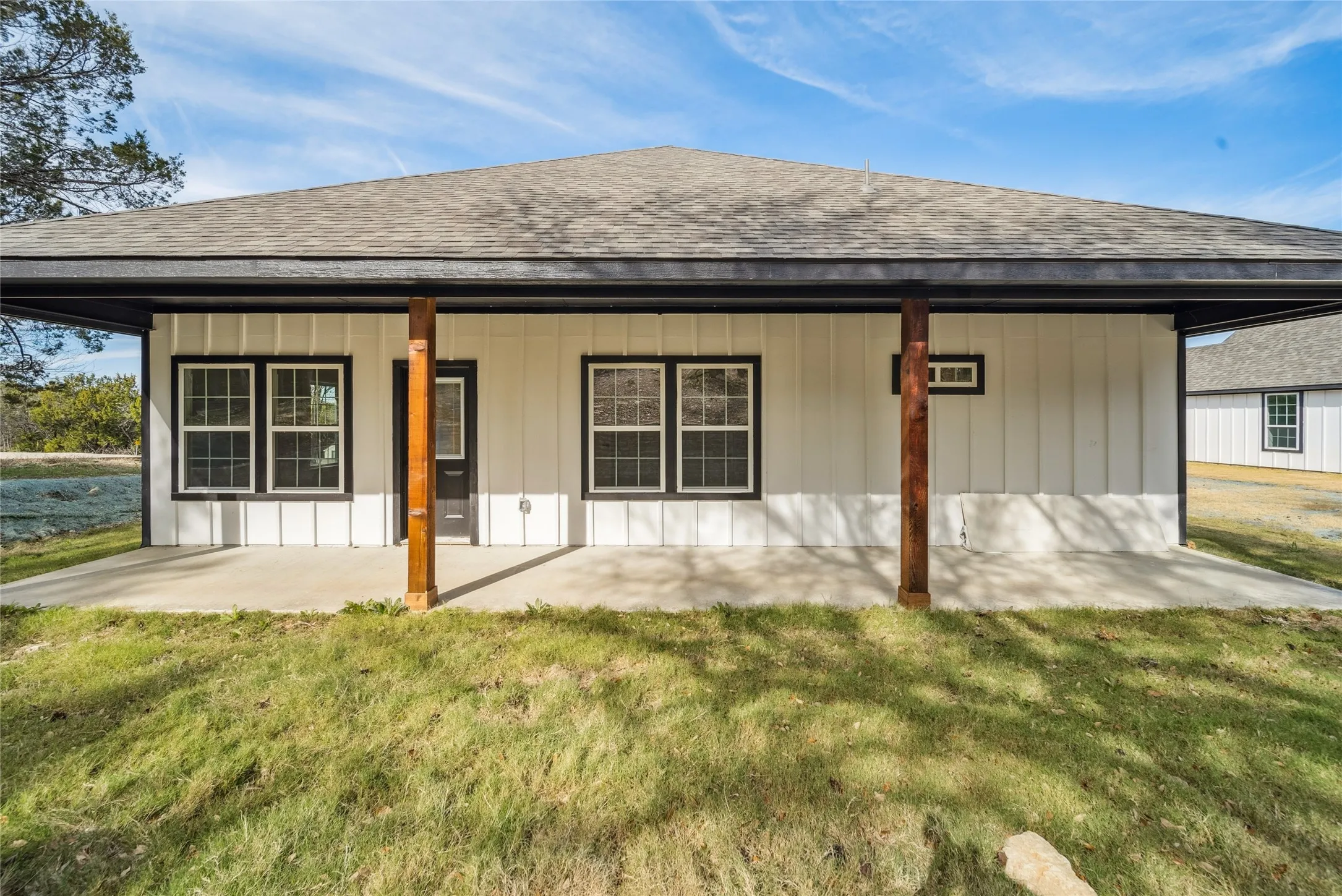 Single Family Residence For Sale in Hood County , 1103 Bandera Trail, Granbury, Texas 76048, 3 Bedroom, 2 Bathroom, 2 Garage spaces, 1,661 Sqft, built in 2026, Price $329,000, mls#21309071, Real Estate Agent in Granbury, Homes For Sale in Hood county, Homes For Sale in Granbury, Realtor in Granbury Texas, Real Estate Brokerage Independent Realty Texas, Luminita Cordes Realtor