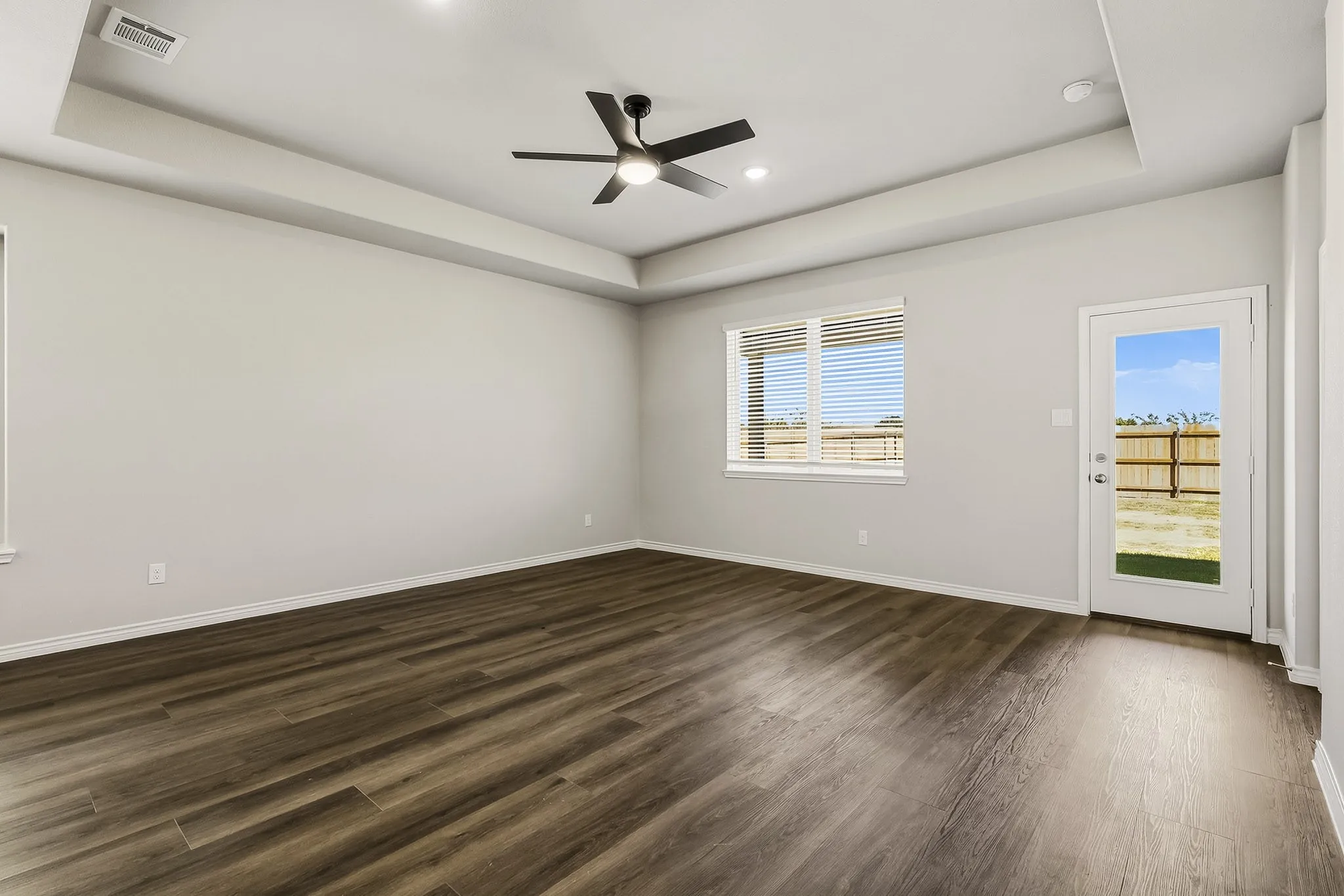 Single Family Residence For Sale in Tarrant County , 1120 Runway Road, Fort Worth, Texas 76131, 3 Bedroom, 2 Bathroom, 2 Garage spaces, 1,516 Sqft, built in 2026, mls#21309061, Real Estate Agent in Fort Worth, Homes For Sale in Tarrant county, Homes For Sale in Fort Worth, Realtor in Fort Worth Texas, Real Estate Brokerage Independent Realty Texas, Luminita Cordes Realtor