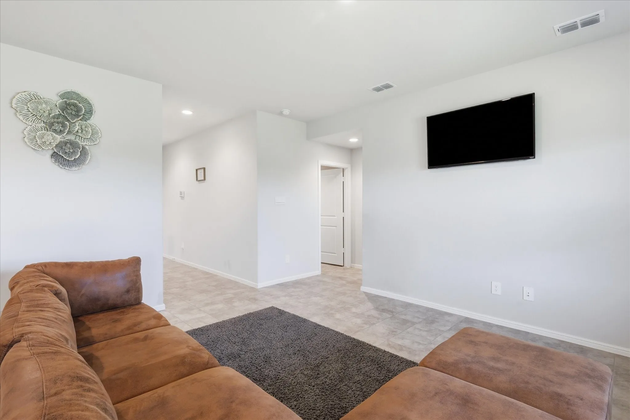Single Family Residence For Sale in Johnson County , 13492 Stage Coach Lane, Cresson, Texas 76035, 3 Bedroom, 2 Bathroom, 2 Garage spaces, 1,551 Sqft, built in 2024, mls#21308731, Real Estate Agent in Cresson, Homes For Sale in Johnson county, Homes For Sale in Cresson, Realtor in Cresson Texas, Real Estate Brokerage Independent Realty Texas, Luminita Cordes Realtor