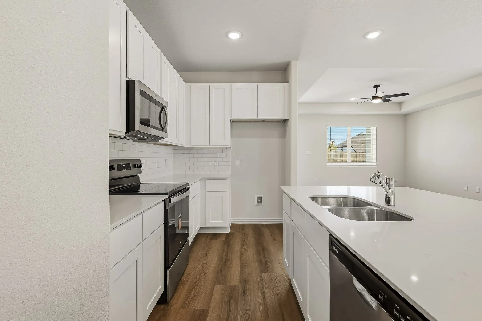 Single Family Residence For Sale in Tarrant County , 10032 Freighter Trail, Fort Worth, Texas 76131, 4 Bedroom, 3 Bathroom, 2 Garage spaces, 2,235 Sqft, built in 2026, mls#21309081, Real Estate Agent in Fort Worth, Homes For Sale in Tarrant county, Homes For Sale in Fort Worth, Realtor in Fort Worth Texas, Real Estate Brokerage Independent Realty Texas, Luminita Cordes Realtor