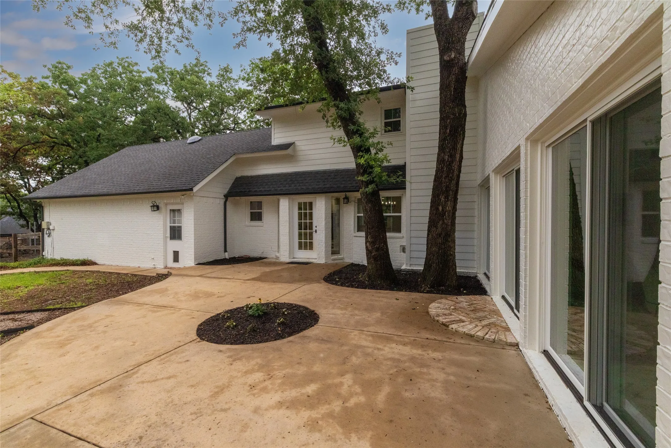 Single Family Residence For Sale in Denton County , 8948 David Fort Road, Argyle, Texas 76226, 5 Bedroom, 4 Bathroom, 4 Garage spaces, 3,774 Sqft, built in 1984, mls#21308848, Real Estate Agent in Argyle, Homes For Sale in Denton county, Homes For Sale in Argyle, Realtor in Argyle Texas, Real Estate Brokerage Independent Realty Texas, Luminita Cordes Realtor