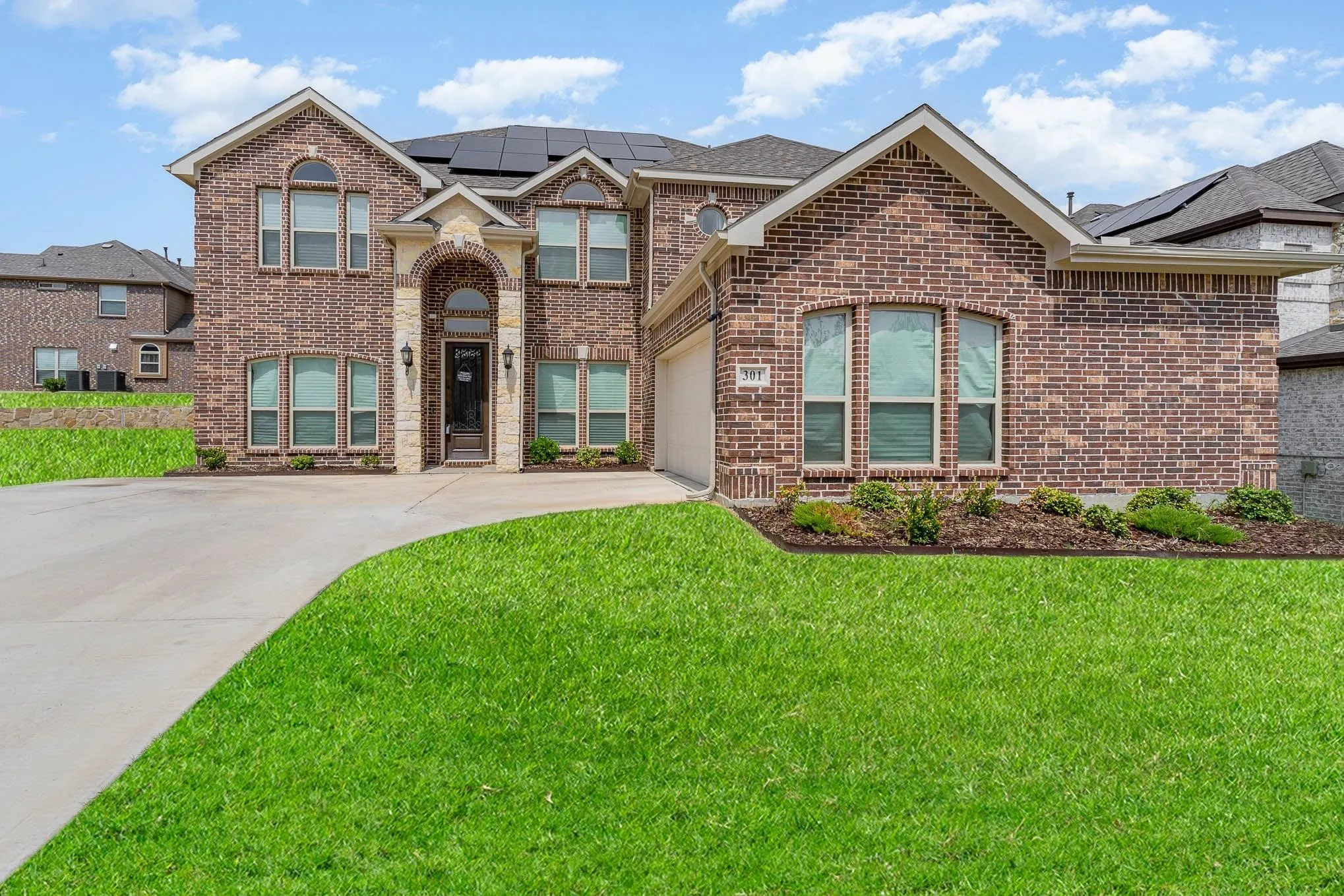 Single Family Residence For Sale in Ellis County , 301 Calhoun Street, Glenn Heights, Texas 75154, 6 Bedroom, 4 Bathroom, 2 Garage spaces, 4,457 Sqft, built in 2021, mls#21309091, Real Estate Agent in Glenn Heights, Homes For Sale in Ellis county, Homes For Sale in Glenn Heights, Realtor in Glenn Heights Texas, Real Estate Brokerage Independent Realty Texas, Luminita Cordes Realtor
