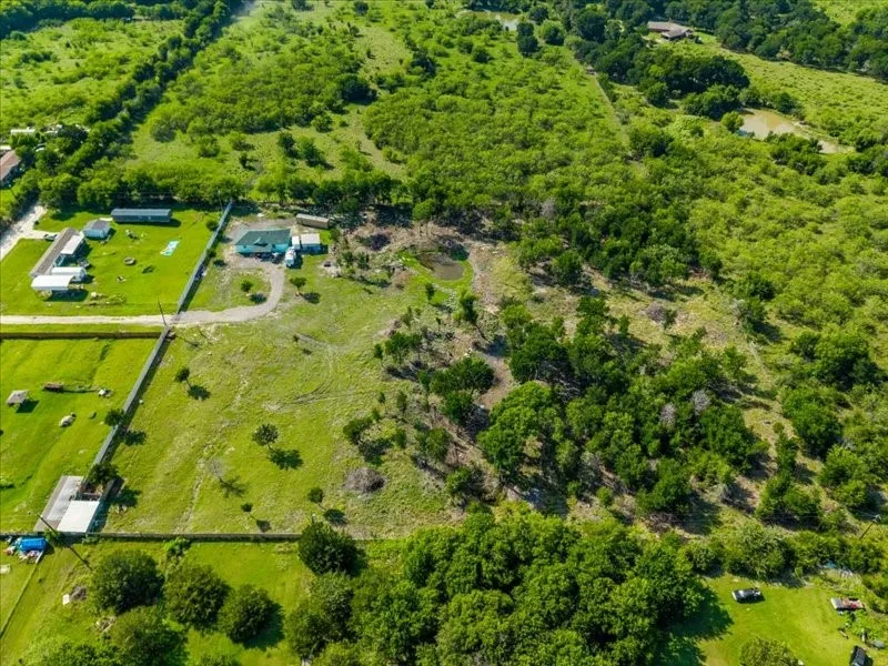 Unimproved Land For Sale in Navarro County , 197 County Road 2005, Corsicana, Texas 75110, 0, 0, Garage spaces, 0 Sqft, built in 0, mls#21309135, Real Estate Agent in Corsicana, Homes For Sale in Navarro county, Homes For Sale in Corsicana, Realtor in Corsicana Texas, Real Estate Brokerage Independent Realty Texas, Luminita Cordes Realtor