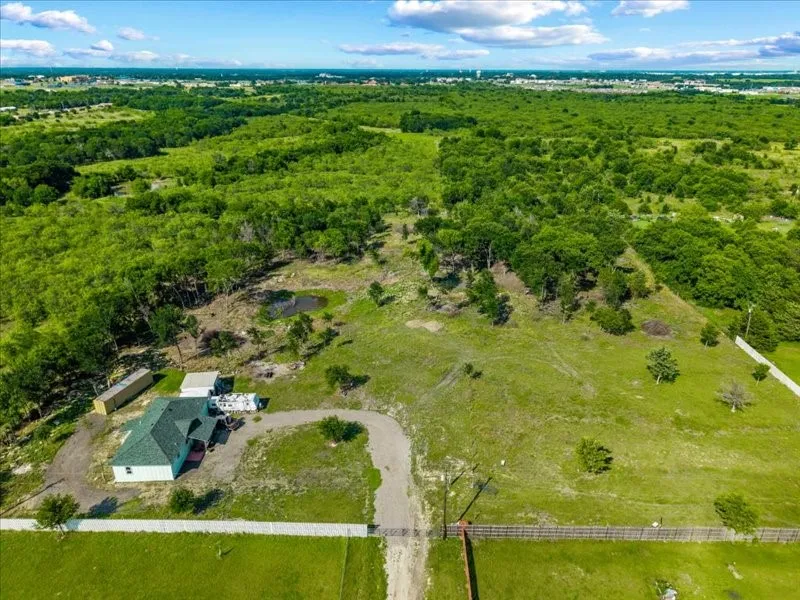 Unimproved Land For Sale in Navarro County , 197 County Road 2005, Corsicana, Texas 75110, 0, 0, Garage spaces, 0 Sqft, built in 0, mls#21309135, Real Estate Agent in Corsicana, Homes For Sale in Navarro county, Homes For Sale in Corsicana, Realtor in Corsicana Texas, Real Estate Brokerage Independent Realty Texas, Luminita Cordes Realtor
