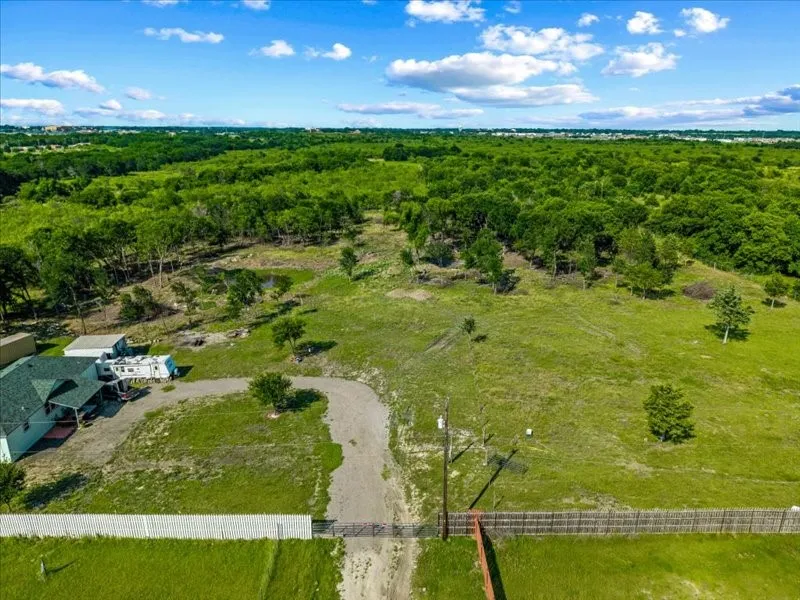 Unimproved Land For Sale in Navarro County , 197 County Road 2005, Corsicana, Texas 75110, 0, 0, Garage spaces, 0 Sqft, built in 0, mls#21309135, Real Estate Agent in Corsicana, Homes For Sale in Navarro county, Homes For Sale in Corsicana, Realtor in Corsicana Texas, Real Estate Brokerage Independent Realty Texas, Luminita Cordes Realtor