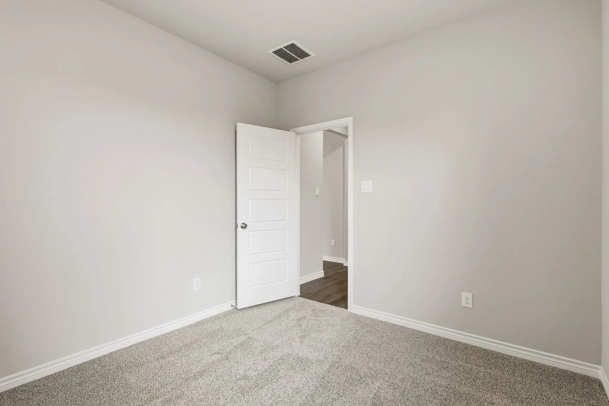 Single Family Residence For Sale in Ellis County , 1707 Romans Road, Ennis, Texas 75119, 3 Bedroom, 2 Bathroom, 2 Garage spaces, 1,245 Sqft, built in 2026, mls#21293304, Real Estate Agent in Ennis, Homes For Sale in Ellis county, Homes For Sale in Ennis, Realtor in Ennis Texas, Real Estate Brokerage Independent Realty Texas, Luminita Cordes Realtor