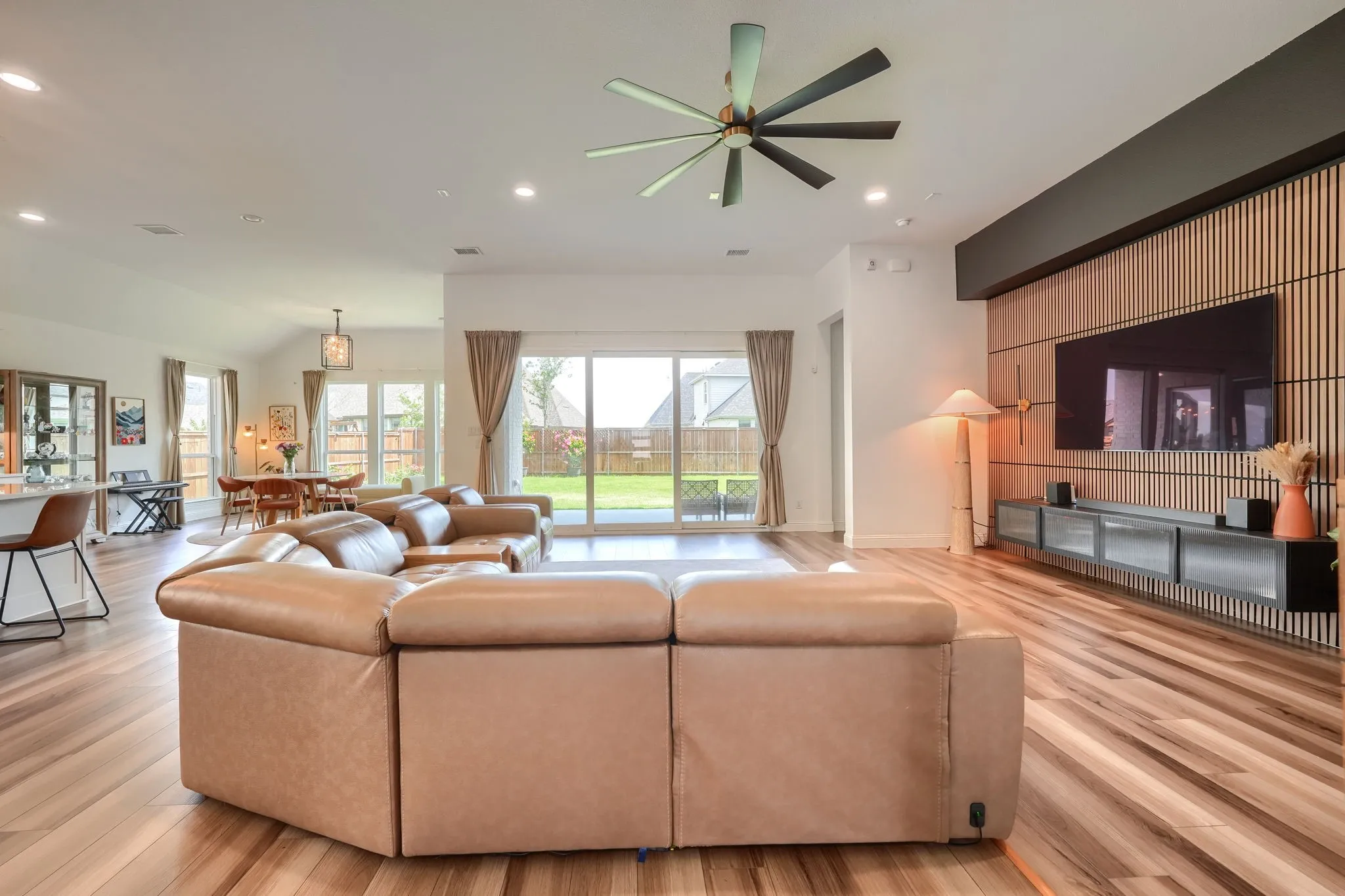 Single Family Residence For Sale in Collin County , 2532 Blackpool Court, Celina, Texas 75009, 4 Bedroom, 4 Bathroom, 2 Garage spaces, 3,241 Sqft, built in 2023, mls#21307476, Real Estate Agent in Celina, Homes For Sale in Collin county, Homes For Sale in Celina, Realtor in Celina Texas, Real Estate Brokerage Independent Realty Texas, Luminita Cordes Realtor