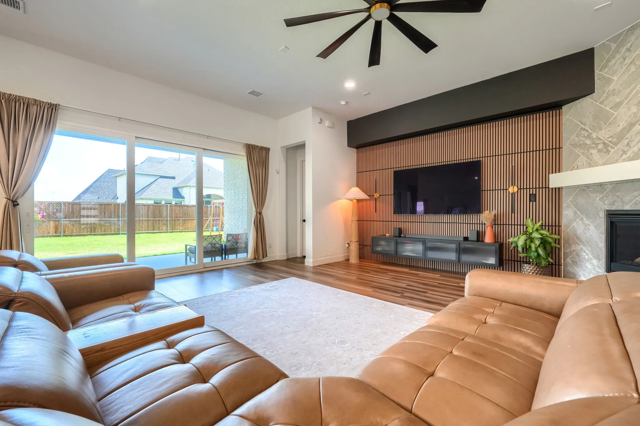 Single Family Residence For Sale in Collin County , 2532 Blackpool Court, Celina, Texas 75009, 4 Bedroom, 4 Bathroom, 2 Garage spaces, 3,241 Sqft, built in 2023, mls#21307476, Real Estate Agent in Celina, Homes For Sale in Collin county, Homes For Sale in Celina, Realtor in Celina Texas, Real Estate Brokerage Independent Realty Texas, Luminita Cordes Realtor