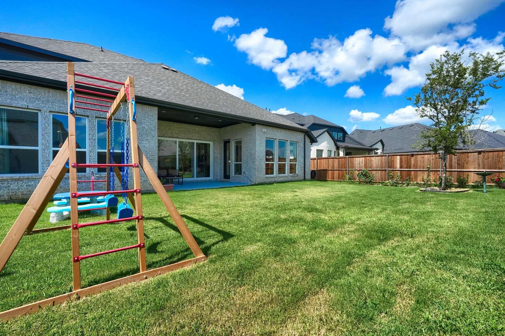 Single Family Residence For Sale in Collin County , 2532 Blackpool Court, Celina, Texas 75009, 4 Bedroom, 4 Bathroom, 2 Garage spaces, 3,241 Sqft, built in 2023, mls#21307476, Real Estate Agent in Celina, Homes For Sale in Collin county, Homes For Sale in Celina, Realtor in Celina Texas, Real Estate Brokerage Independent Realty Texas, Luminita Cordes Realtor