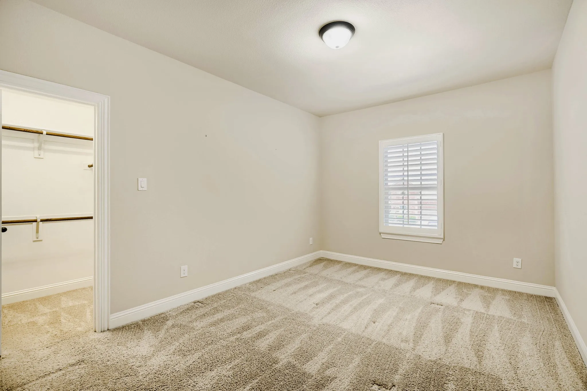 Single Family Residence For Sale in Dallas County , 6912 Barolo Drive, Rowlett, Texas 75088, 4 Bedroom, 4 Bathroom, 3 Garage spaces, 3,838 Sqft, built in 2015, mls#21284156, Real Estate Agent in Rowlett, Homes For Sale in Dallas county, Homes For Sale in Rowlett, Realtor in Rowlett Texas, Real Estate Brokerage Independent Realty Texas, Luminita Cordes Realtor