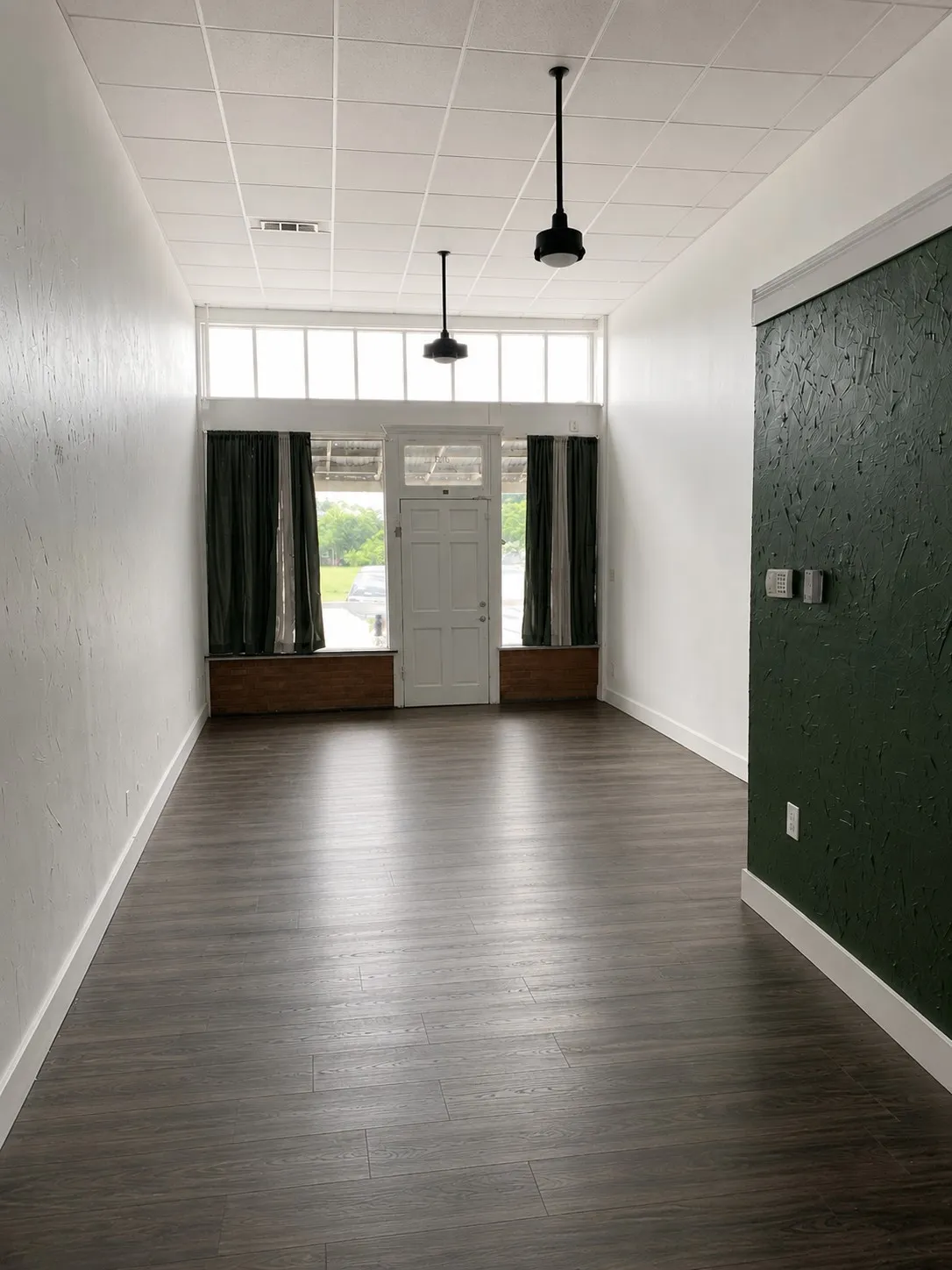 Office For Rent in Grayson County , 219 Gene Autry Drive, Tioga, Texas 76271, 0, 0, Garage spaces, 0 Sqft, built in 1900, Price $1,395, mls#21288534, Real Estate Agent in Tioga, Homes For Rent in Grayson county, Homes For Rent in Tioga, Realtor in Tioga Texas, Real Estate Brokerage Independent Realty Texas, Luminita Cordes Realtor