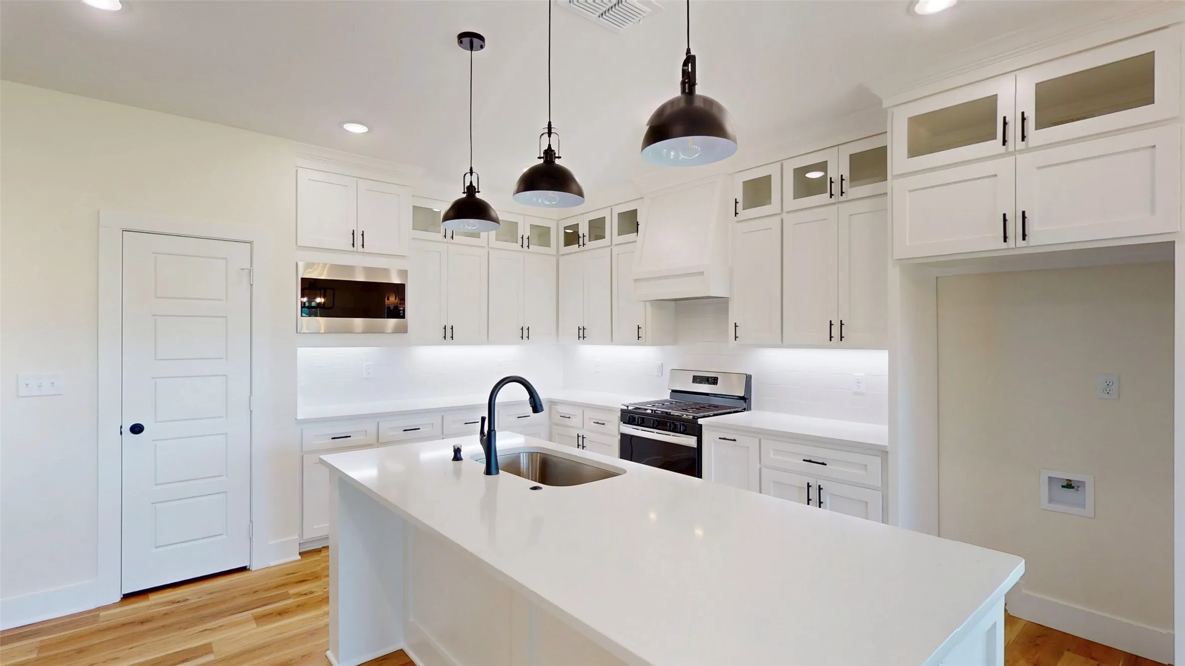Single Family Residence For Sale in Smith County , 207 Sides Boulevard, Bullard, Texas 75757, 4 Bedroom, 2 Bathroom, 2 Garage spaces, 1,850 Sqft, built in 2025, mls#21309198, Real Estate Agent in Bullard, Homes For Sale in Smith county, Homes For Sale in Bullard, Realtor in Bullard Texas, Real Estate Brokerage Independent Realty Texas, Luminita Cordes Realtor