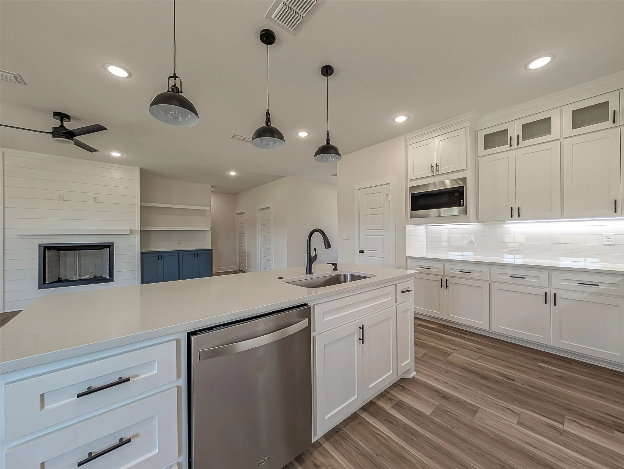 Single Family Residence For Sale in Smith County , 207 Sides Boulevard, Bullard, Texas 75757, 4 Bedroom, 2 Bathroom, 2 Garage spaces, 1,850 Sqft, built in 2025, mls#21309198, Real Estate Agent in Bullard, Homes For Sale in Smith county, Homes For Sale in Bullard, Realtor in Bullard Texas, Real Estate Brokerage Independent Realty Texas, Luminita Cordes Realtor