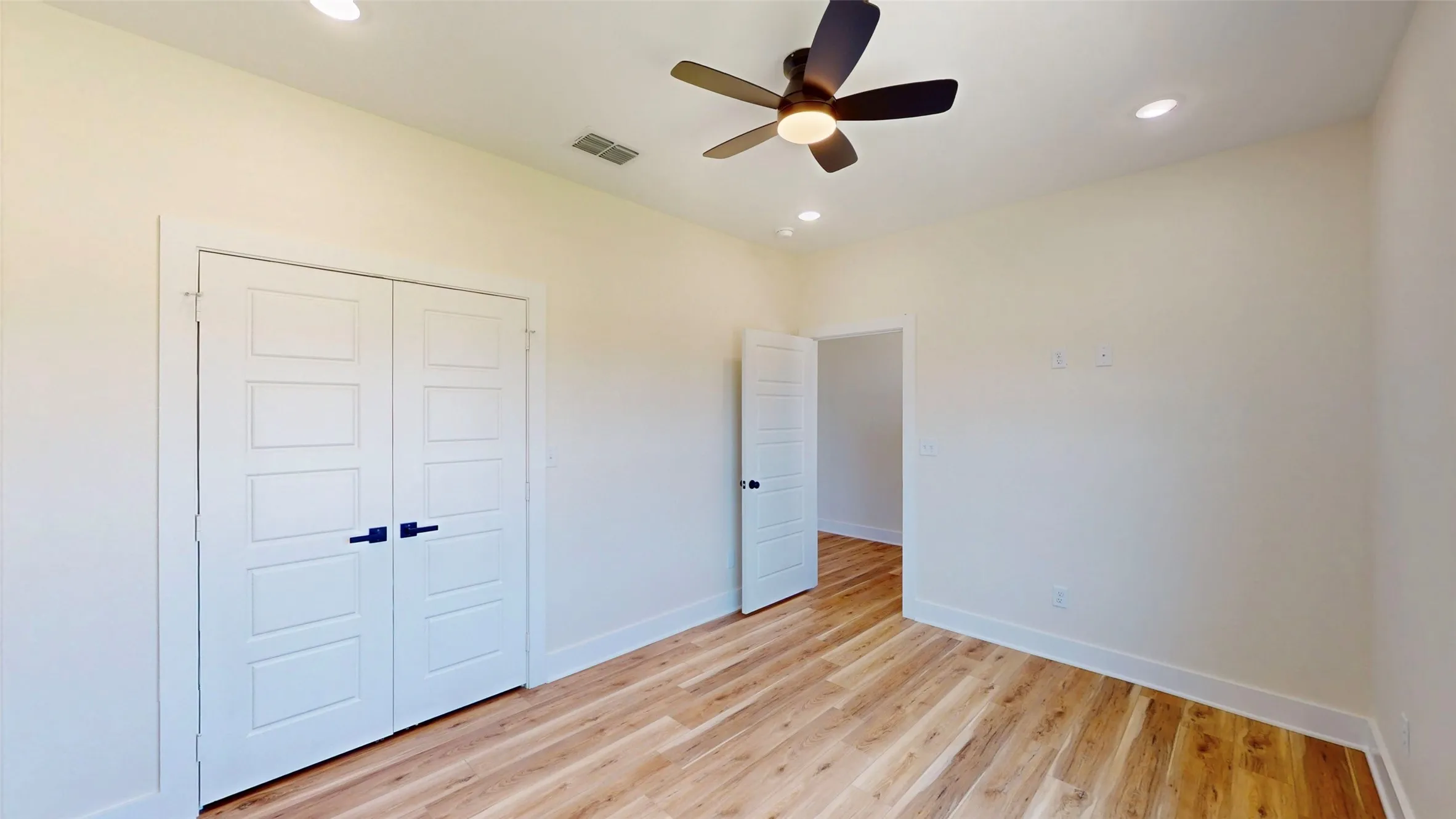 Single Family Residence For Sale in Smith County , 207 Sides Boulevard, Bullard, Texas 75757, 4 Bedroom, 2 Bathroom, 2 Garage spaces, 1,850 Sqft, built in 2025, mls#21309198, Real Estate Agent in Bullard, Homes For Sale in Smith county, Homes For Sale in Bullard, Realtor in Bullard Texas, Real Estate Brokerage Independent Realty Texas, Luminita Cordes Realtor