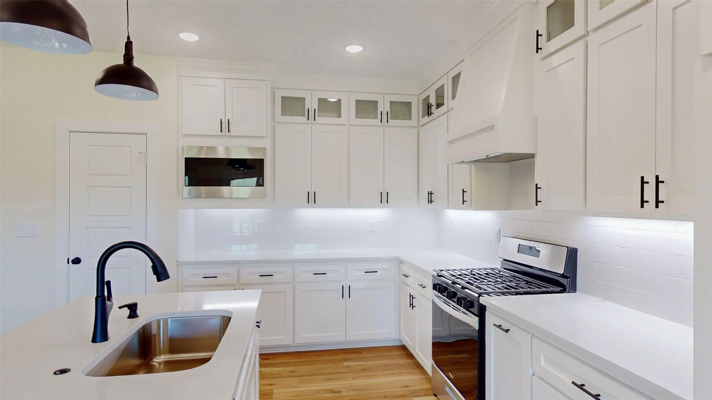 Single Family Residence For Sale in Smith County , 207 Sides Boulevard, Bullard, Texas 75757, 4 Bedroom, 2 Bathroom, 2 Garage spaces, 1,850 Sqft, built in 2025, mls#21309198, Real Estate Agent in Bullard, Homes For Sale in Smith county, Homes For Sale in Bullard, Realtor in Bullard Texas, Real Estate Brokerage Independent Realty Texas, Luminita Cordes Realtor