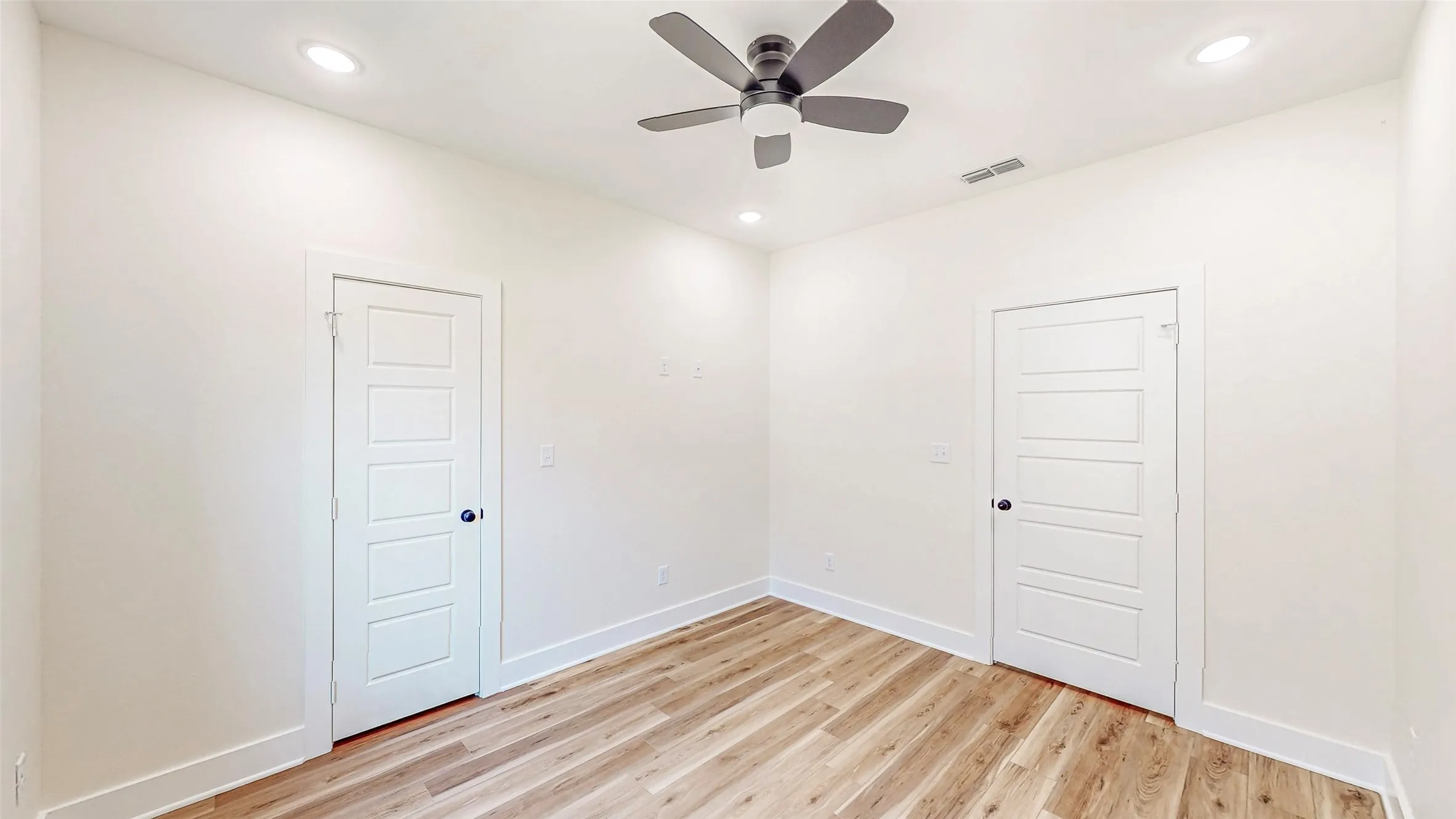 Single Family Residence For Sale in Smith County , 207 Sides Boulevard, Bullard, Texas 75757, 4 Bedroom, 2 Bathroom, 2 Garage spaces, 1,850 Sqft, built in 2025, mls#21309198, Real Estate Agent in Bullard, Homes For Sale in Smith county, Homes For Sale in Bullard, Realtor in Bullard Texas, Real Estate Brokerage Independent Realty Texas, Luminita Cordes Realtor