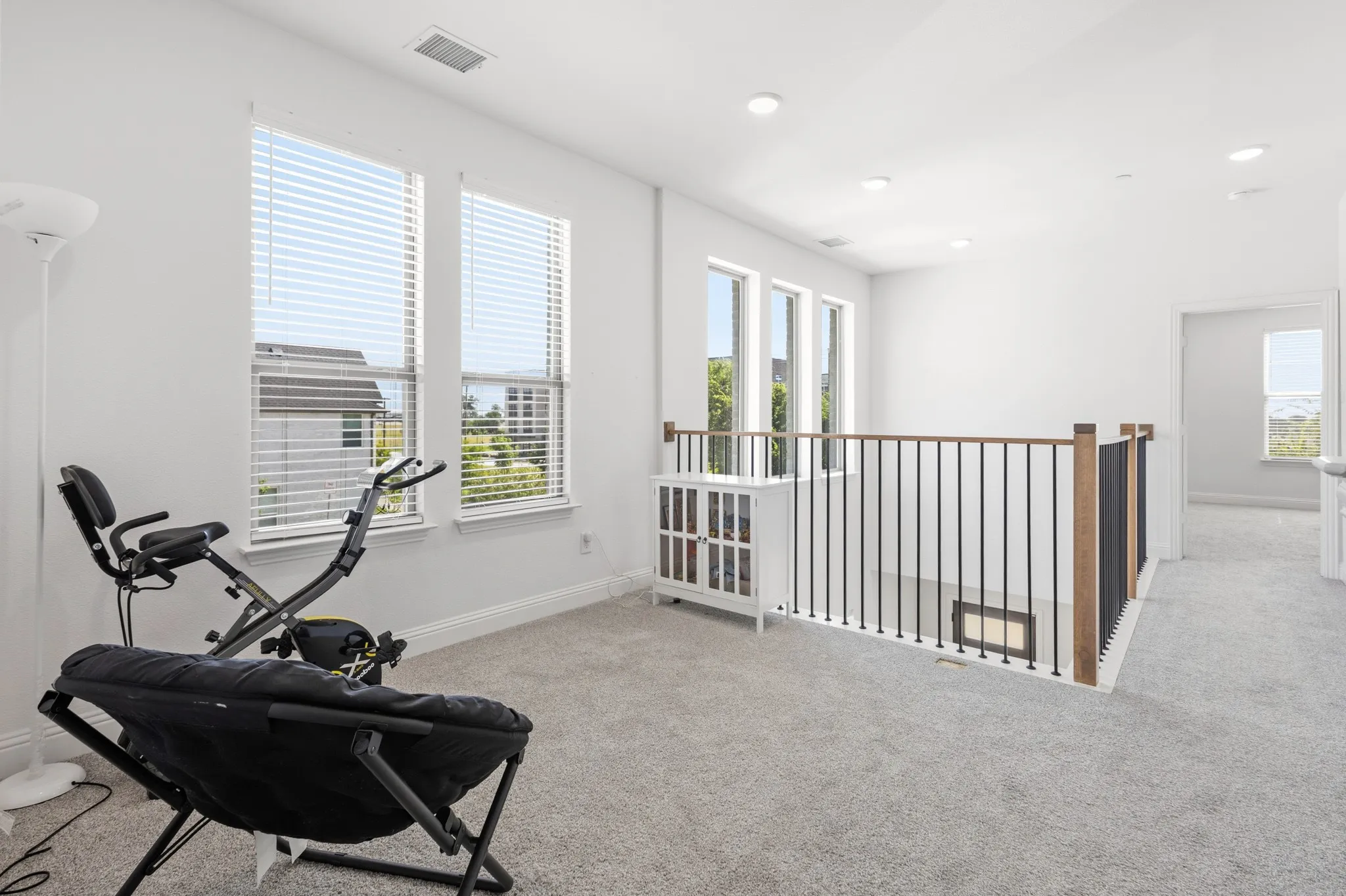 Townhouse For Rent in Collin County , 2532 Campden Mews, Allen, Texas 75013, 3 Bedroom, 3 Bathroom, 2 Garage spaces, 1,941 Sqft, built in 2025, mls#21307797, Real Estate Agent in Allen, Homes For Rent in Collin county, Homes For Rent in Allen, Realtor in Allen Texas, Real Estate Brokerage Independent Realty Texas, Luminita Cordes Realtor