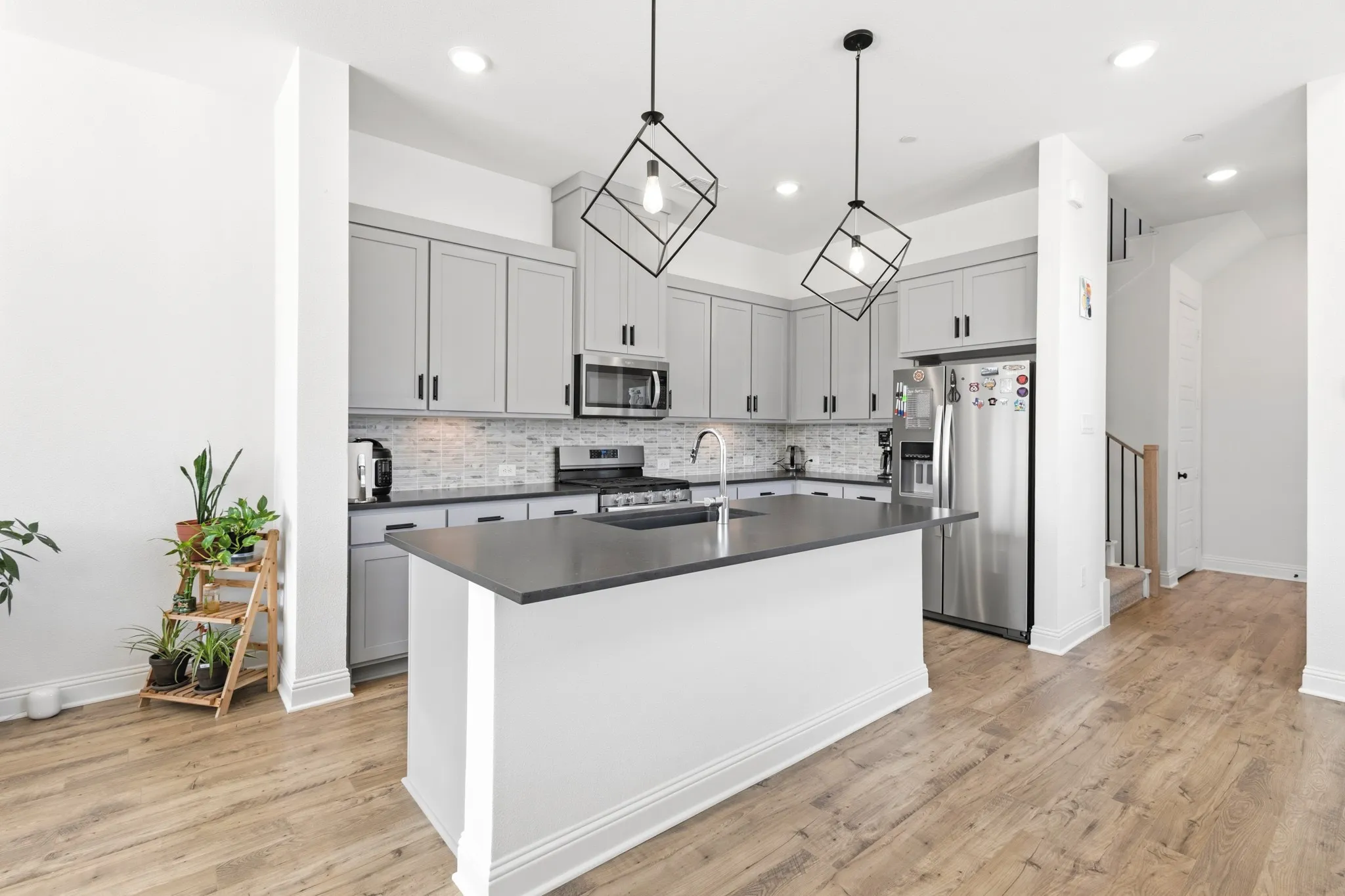Townhouse For Rent in Collin County , 2532 Campden Mews, Allen, Texas 75013, 3 Bedroom, 3 Bathroom, 2 Garage spaces, 1,941 Sqft, built in 2025, mls#21307797, Real Estate Agent in Allen, Homes For Rent in Collin county, Homes For Rent in Allen, Realtor in Allen Texas, Real Estate Brokerage Independent Realty Texas, Luminita Cordes Realtor
