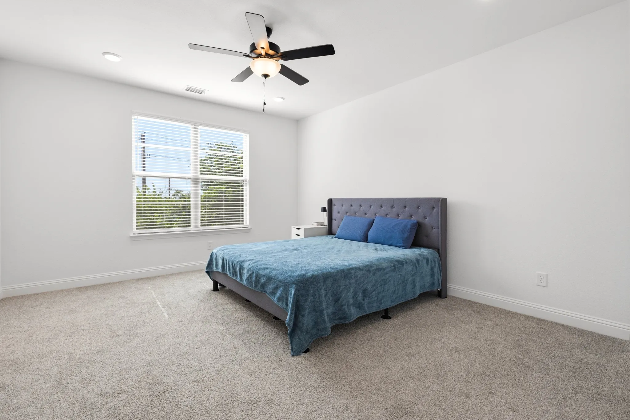 Townhouse For Rent in Collin County , 2532 Campden Mews, Allen, Texas 75013, 3 Bedroom, 3 Bathroom, 2 Garage spaces, 1,941 Sqft, built in 2025, mls#21307797, Real Estate Agent in Allen, Homes For Rent in Collin county, Homes For Rent in Allen, Realtor in Allen Texas, Real Estate Brokerage Independent Realty Texas, Luminita Cordes Realtor