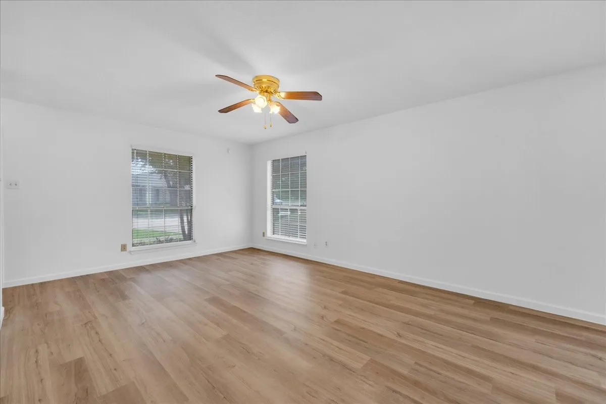 Living Room towards front window