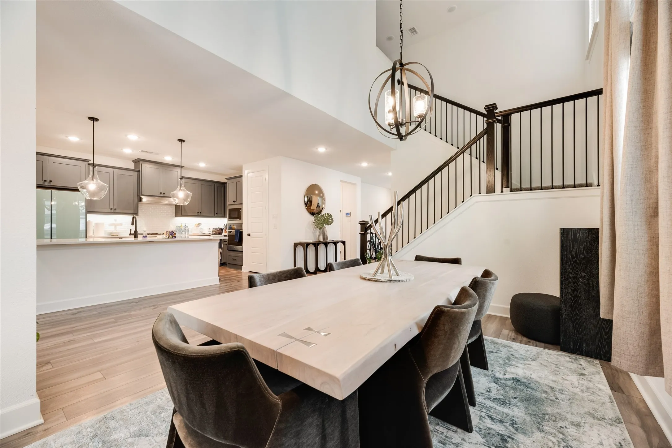 Single Family Residence For Sale in Denton County , 820 Filly, Aubrey, Texas 76227, 4 Bedrooms, 3 Bathrooms, 2 Garage spaces, 3,328 Sqft, built in 2023, Price $610,000, mls#21308500, Real Estate Agent in Aubrey, Homes For Sale in Denton county, Homes For Sale in Aubrey, Realtor in Aubrey Texas, Real Estate Brokerage Independent Realty Texas, Luminita Cordes Realtor