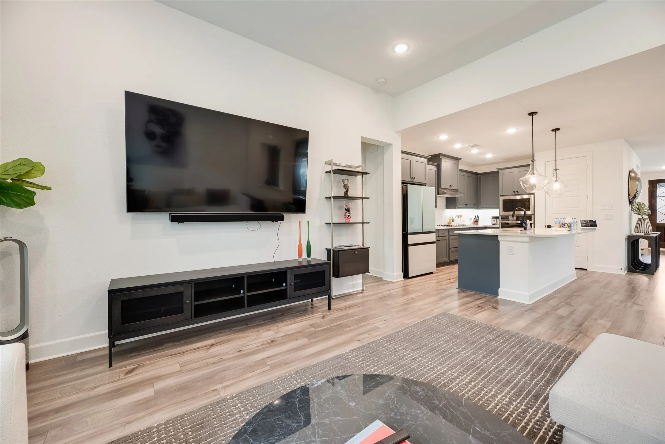 Single Family Residence For Sale in Denton County , 820 Filly, Aubrey, Texas 76227, 4 Bedrooms, 3 Bathrooms, 2 Garage spaces, 3,328 Sqft, built in 2023, Price $610,000, mls#21308500, Real Estate Agent in Aubrey, Homes For Sale in Denton county, Homes For Sale in Aubrey, Realtor in Aubrey Texas, Real Estate Brokerage Independent Realty Texas, Luminita Cordes Realtor