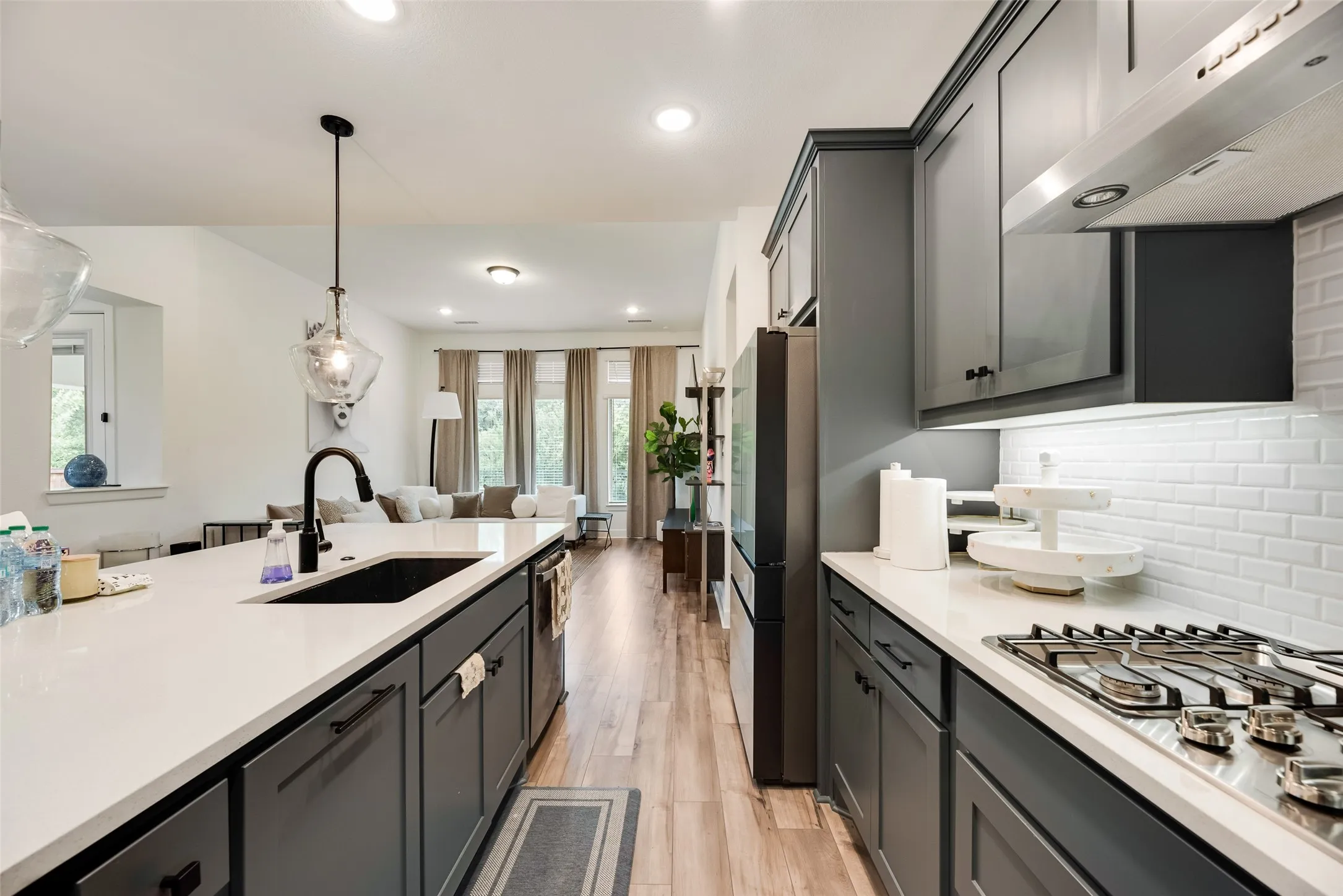Single Family Residence For Sale in Denton County , 820 Filly, Aubrey, Texas 76227, 4 Bedrooms, 3 Bathrooms, 2 Garage spaces, 3,328 Sqft, built in 2023, Price $610,000, mls#21308500, Real Estate Agent in Aubrey, Homes For Sale in Denton county, Homes For Sale in Aubrey, Realtor in Aubrey Texas, Real Estate Brokerage Independent Realty Texas, Luminita Cordes Realtor
