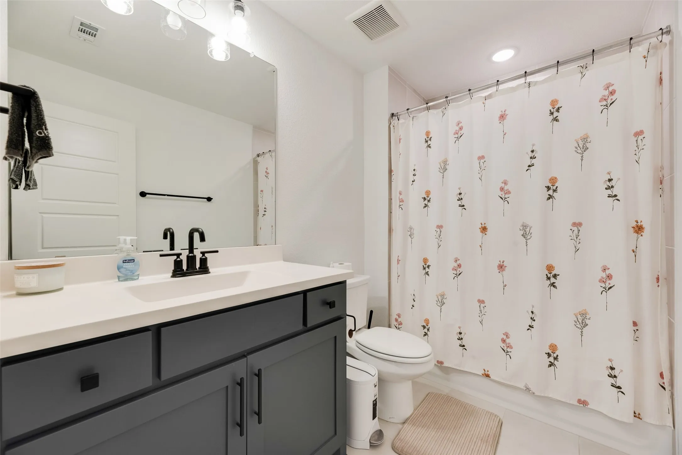 Single Family Residence For Sale in Denton County , 820 Filly, Aubrey, Texas 76227, 4 Bedrooms, 3 Bathrooms, 2 Garage spaces, 3,328 Sqft, built in 2023, Price $610,000, mls#21308500, Real Estate Agent in Aubrey, Homes For Sale in Denton county, Homes For Sale in Aubrey, Realtor in Aubrey Texas, Real Estate Brokerage Independent Realty Texas, Luminita Cordes Realtor