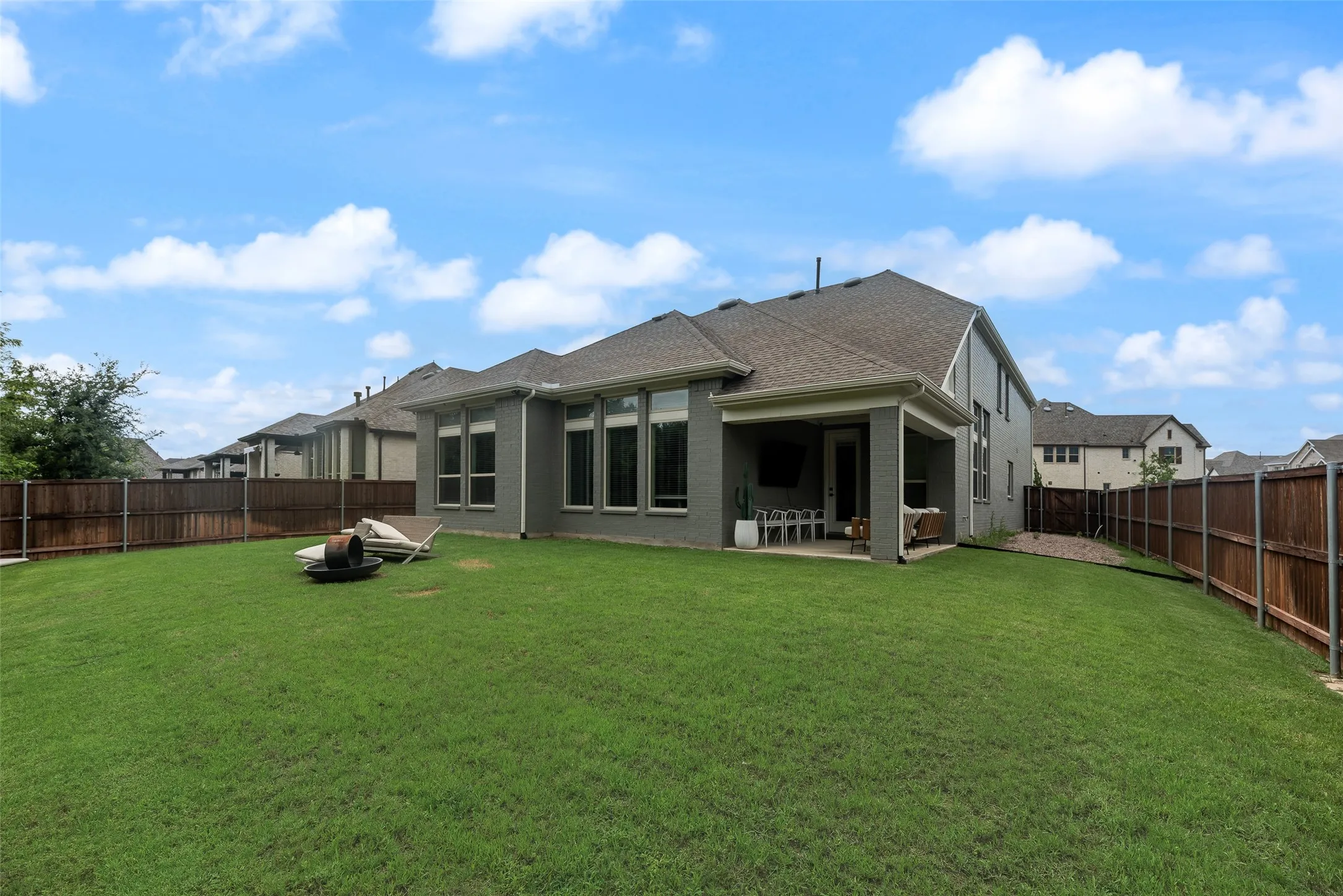 Single Family Residence For Sale in Denton County , 820 Filly, Aubrey, Texas 76227, 4 Bedrooms, 3 Bathrooms, 2 Garage spaces, 3,328 Sqft, built in 2023, Price $610,000, mls#21308500, Real Estate Agent in Aubrey, Homes For Sale in Denton county, Homes For Sale in Aubrey, Realtor in Aubrey Texas, Real Estate Brokerage Independent Realty Texas, Luminita Cordes Realtor