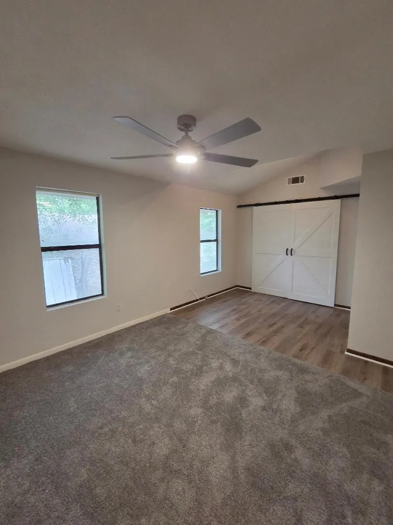 Single Family Residence For Rent in Tarrant County , 8109 Tinsley Lane, White Settlement, Texas 76108, 2 Bedroom, 2 Bathroom, Garage spaces, 1,358 Sqft, built in 1956, mls#21277415, Real Estate Agent in White Settlement, Homes For Rent in Tarrant county, Homes For Rent in White Settlement, Realtor in White Settlement Texas, Real Estate Brokerage Independent Realty Texas, Luminita Cordes Realtor