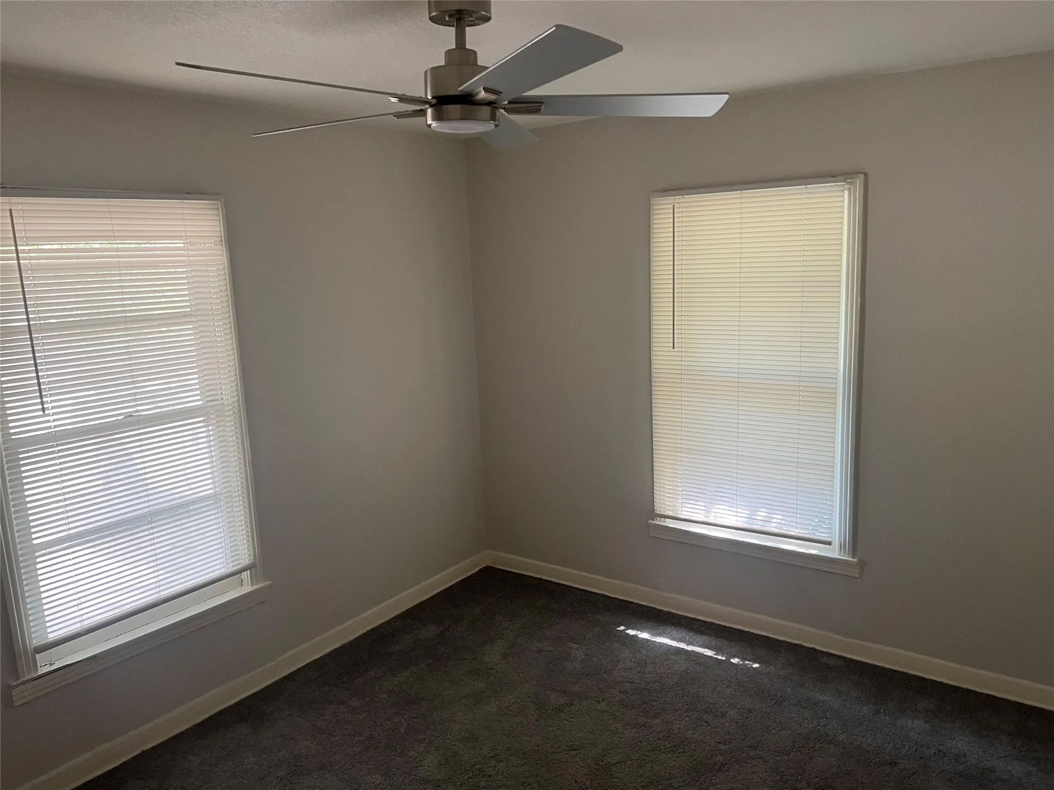Single Family Residence For Rent in Tarrant County , 8109 Tinsley Lane, White Settlement, Texas 76108, 2 Bedroom, 2 Bathroom, Garage spaces, 1,358 Sqft, built in 1956, mls#21277415, Real Estate Agent in White Settlement, Homes For Rent in Tarrant county, Homes For Rent in White Settlement, Realtor in White Settlement Texas, Real Estate Brokerage Independent Realty Texas, Luminita Cordes Realtor