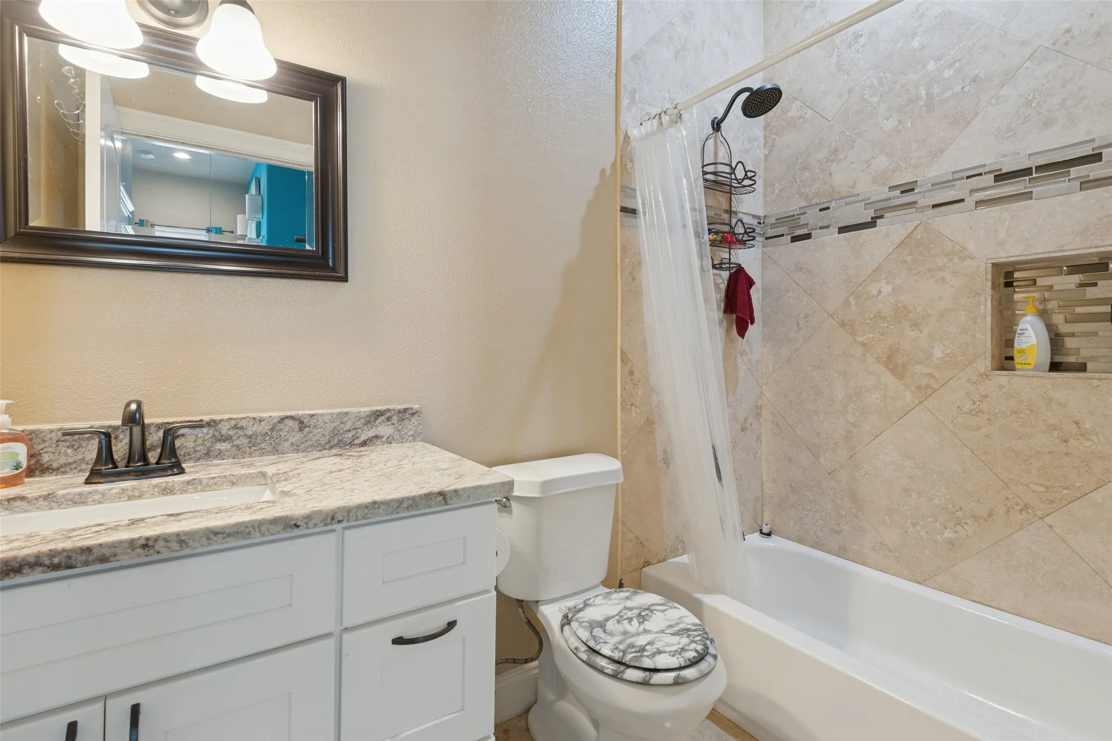 Single Family Residence For Sale in Kaufman County , 112 Brooks Street, Terrell, Texas 75160, 3 Bedroom, 3 Bathroom, 2 Garage spaces, 1,837 Sqft, built in 2018, mls#21309146, Real Estate Agent in Terrell, Homes For Sale in Kaufman county, Homes For Sale in Terrell, Realtor in Terrell Texas, Real Estate Brokerage Independent Realty Texas, Luminita Cordes Realtor