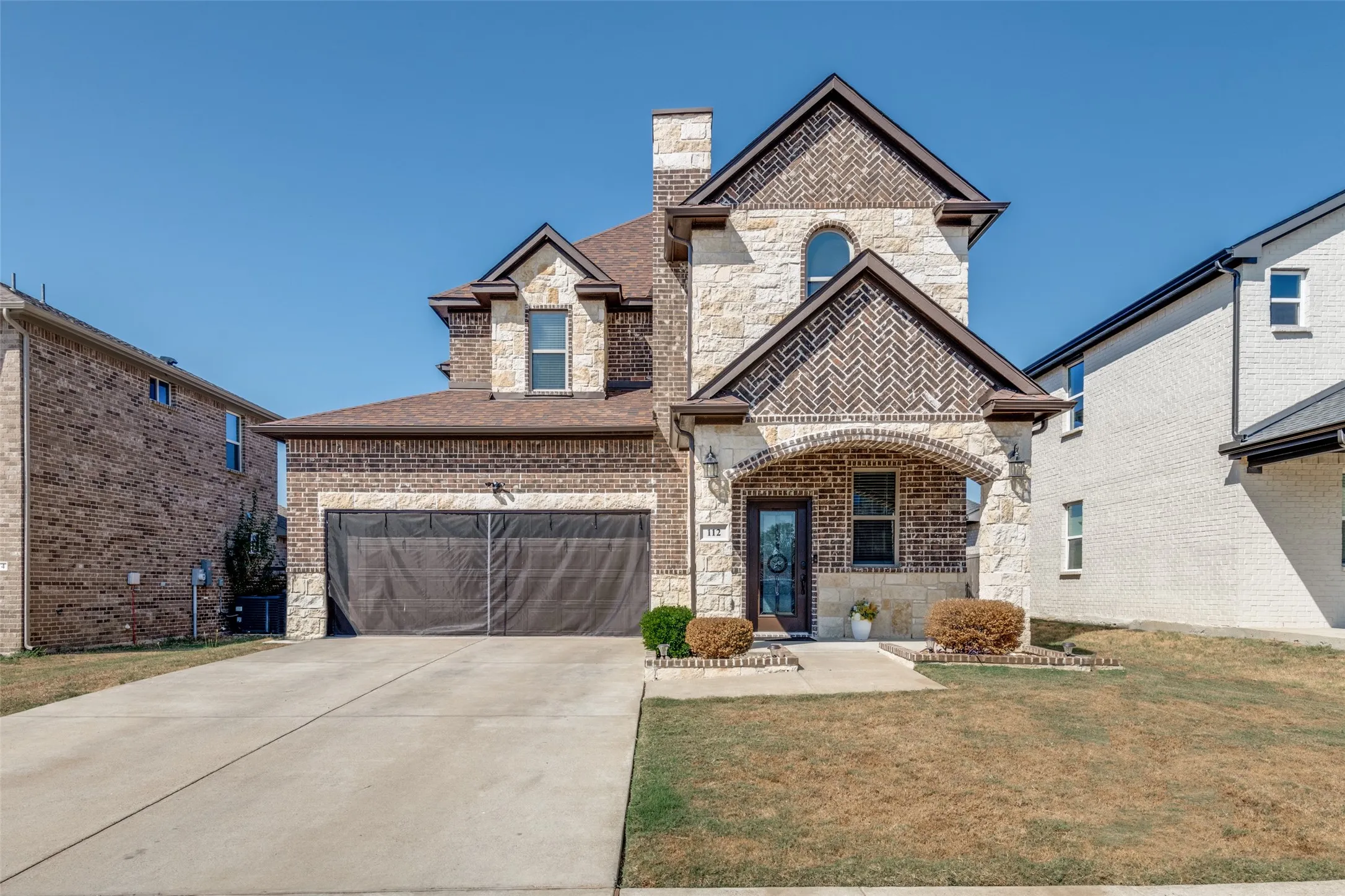 Single Family Residence For Sale in Kaufman County , 112 Brooks Street, Terrell, Texas 75160, 3 Bedroom, 3 Bathroom, 2 Garage spaces, 1,837 Sqft, built in 2018, mls#21309146, Real Estate Agent in Terrell, Homes For Sale in Kaufman county, Homes For Sale in Terrell, Realtor in Terrell Texas, Real Estate Brokerage Independent Realty Texas, Luminita Cordes Realtor