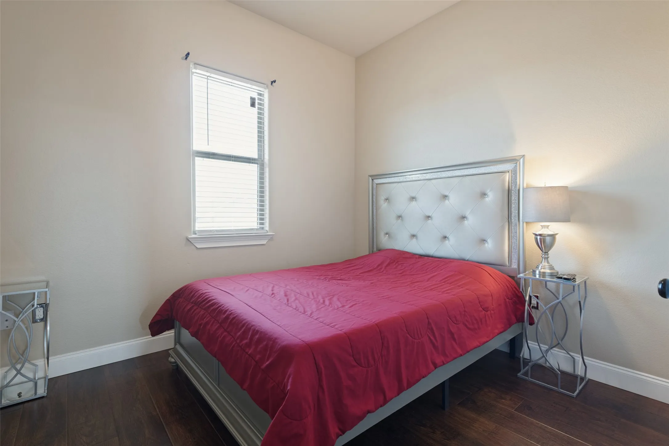 Single Family Residence For Sale in Kaufman County , 112 Brooks Street, Terrell, Texas 75160, 3 Bedroom, 3 Bathroom, 2 Garage spaces, 1,837 Sqft, built in 2018, mls#21309146, Real Estate Agent in Terrell, Homes For Sale in Kaufman county, Homes For Sale in Terrell, Realtor in Terrell Texas, Real Estate Brokerage Independent Realty Texas, Luminita Cordes Realtor