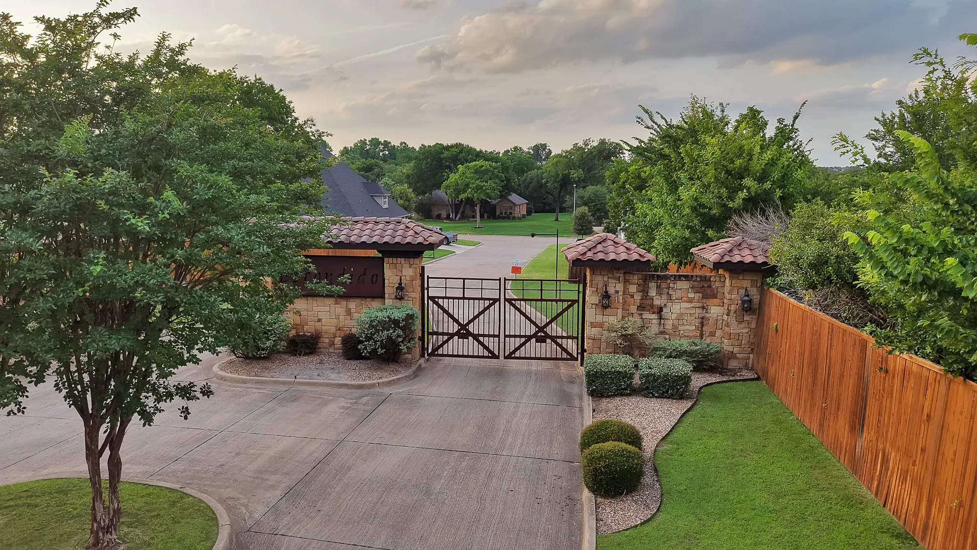 Unimproved Land For Sale in Tarrant County , 209 Familia Court, Azle, Texas 76020, 0, 0, Garage spaces, 0 Sqft, built in 0, mls#21309299, Real Estate Agent in Azle, Homes For Sale in Tarrant county, Homes For Sale in Azle, Realtor in Azle Texas, Real Estate Brokerage Independent Realty Texas, Luminita Cordes Realtor