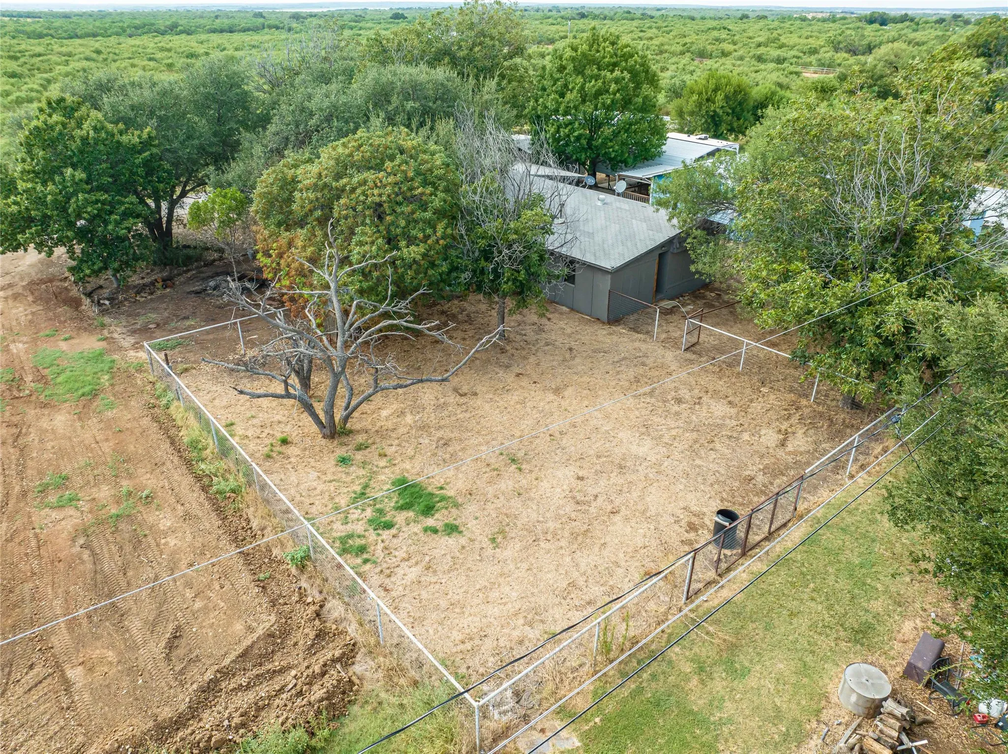 Mobile Home For Sale in Stephens County , 122 County Road 306, Breckenridge, Texas 76424, 4 Bedroom, 2 Bathroom, 1 Garage spaces, 1,696 Sqft, built in 1980, Price $80,000, mls#21309328, Real Estate Agent in Breckenridge, Homes For Sale in Stephens county, Homes For Sale in Breckenridge, Realtor in Breckenridge Texas, Real Estate Brokerage Independent Realty Texas, Luminita Cordes Realtor