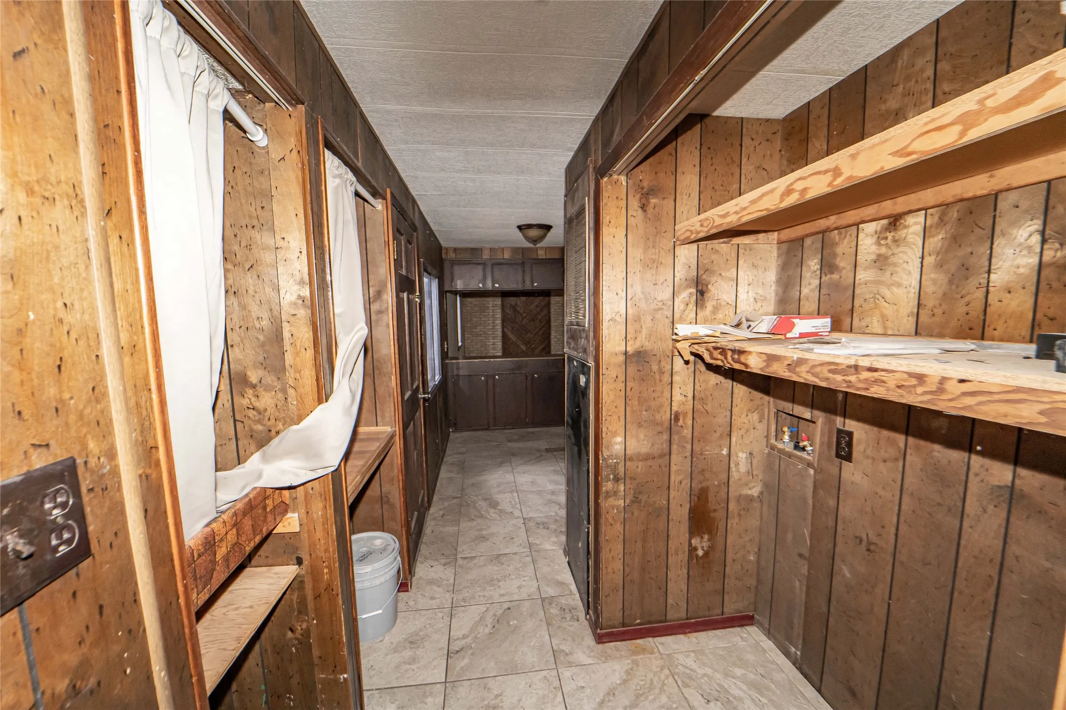 Mobile Home For Sale in Stephens County , 122 County Road 306, Breckenridge, Texas 76424, 4 Bedroom, 2 Bathroom, 1 Garage spaces, 1,696 Sqft, built in 1980, Price $80,000, mls#21309328, Real Estate Agent in Breckenridge, Homes For Sale in Stephens county, Homes For Sale in Breckenridge, Realtor in Breckenridge Texas, Real Estate Brokerage Independent Realty Texas, Luminita Cordes Realtor