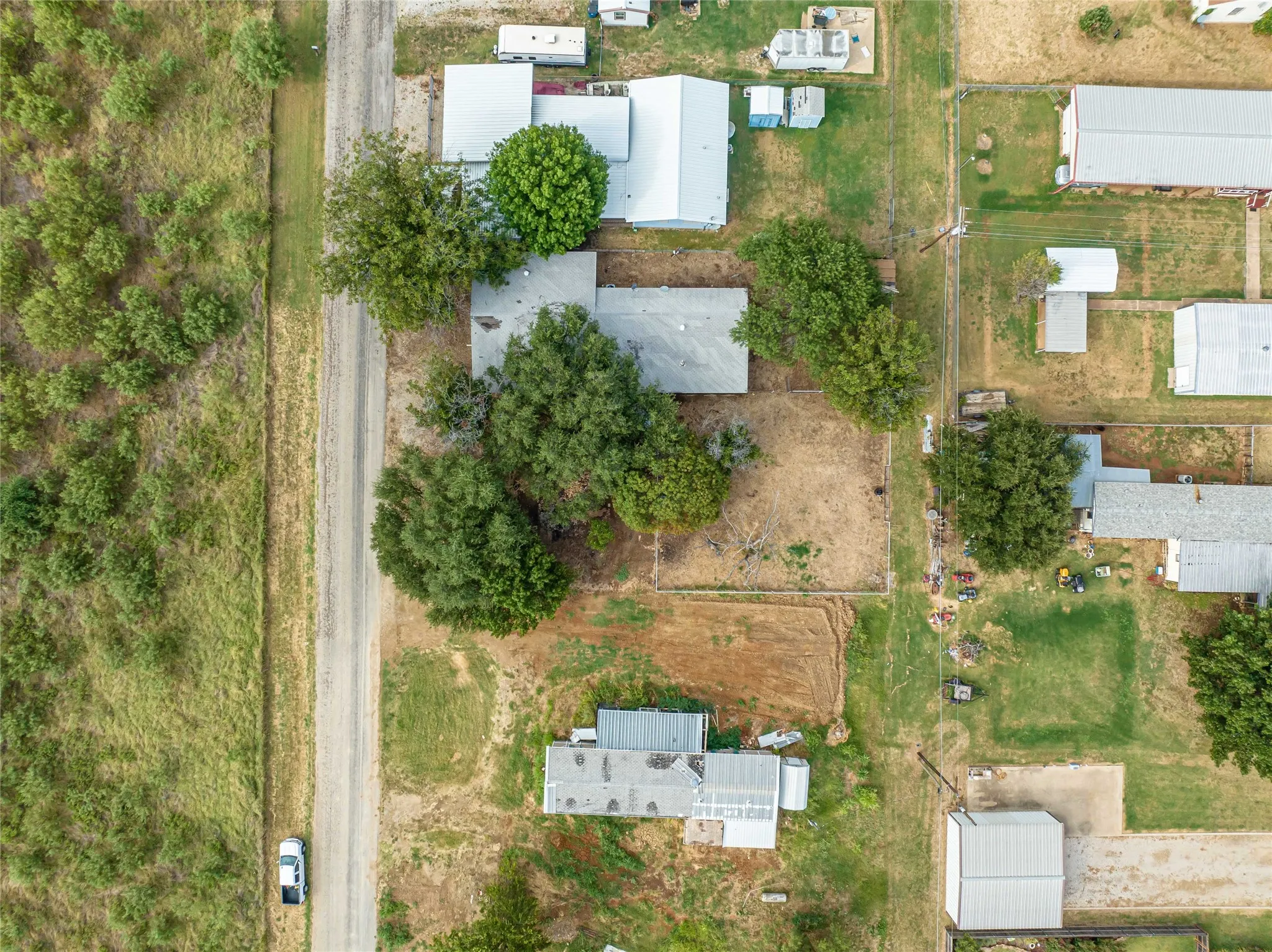 Mobile Home For Sale in Stephens County , 122 County Road 306, Breckenridge, Texas 76424, 4 Bedroom, 2 Bathroom, 1 Garage spaces, 1,696 Sqft, built in 1980, Price $80,000, mls#21309328, Real Estate Agent in Breckenridge, Homes For Sale in Stephens county, Homes For Sale in Breckenridge, Realtor in Breckenridge Texas, Real Estate Brokerage Independent Realty Texas, Luminita Cordes Realtor