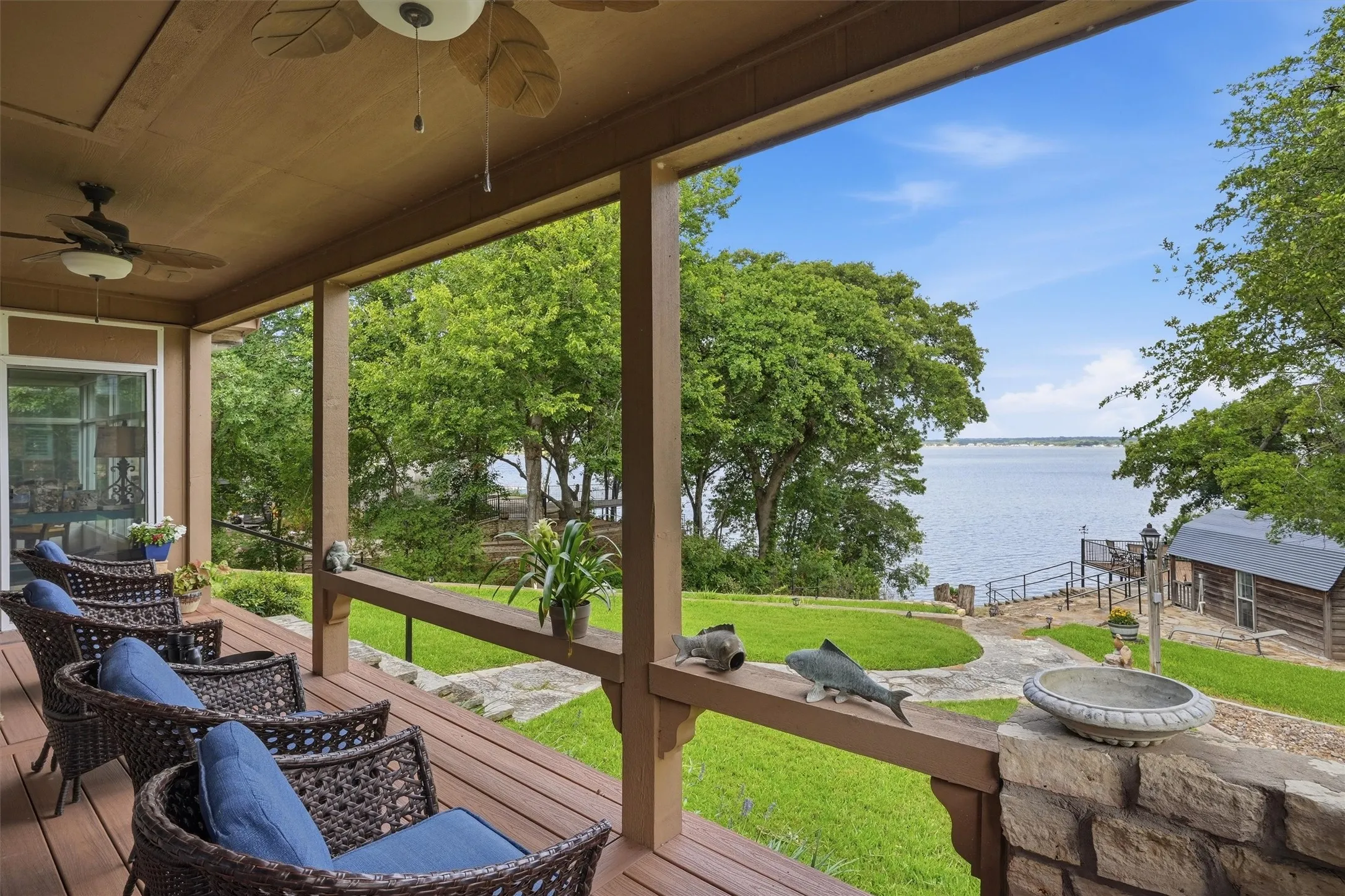 Single Family Residence For Sale in Hood County , 6426 Walters Bend Court, Granbury, Texas 76049, 4 Bedrooms, 3 Bathrooms, 2 Garage spaces, 3,151 Sqft, built in 1975, Price $1,395,000, mls#21305738, Real Estate Agent in Granbury, Homes For Sale in Hood county, Homes For Sale in Granbury, Realtor in Granbury Texas, Real Estate Brokerage Independent Realty Texas, Luminita Cordes Realtor