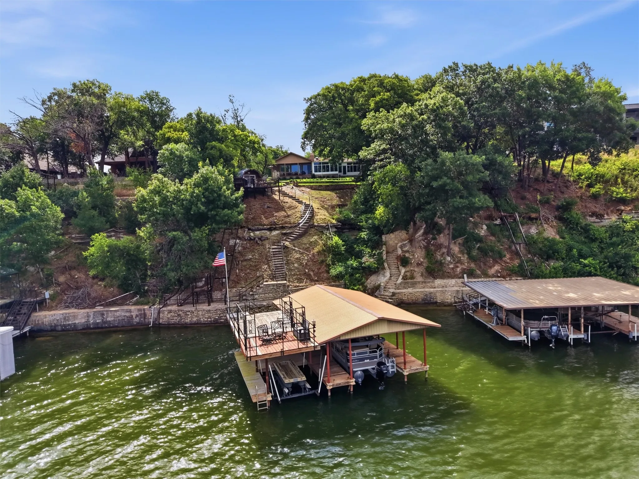 Single Family Residence For Sale in Hood County , 6426 Walters Bend Court, Granbury, Texas 76049, 4 Bedrooms, 3 Bathrooms, 2 Garage spaces, 3,151 Sqft, built in 1975, Price $1,395,000, mls#21305738, Real Estate Agent in Granbury, Homes For Sale in Hood county, Homes For Sale in Granbury, Realtor in Granbury Texas, Real Estate Brokerage Independent Realty Texas, Luminita Cordes Realtor