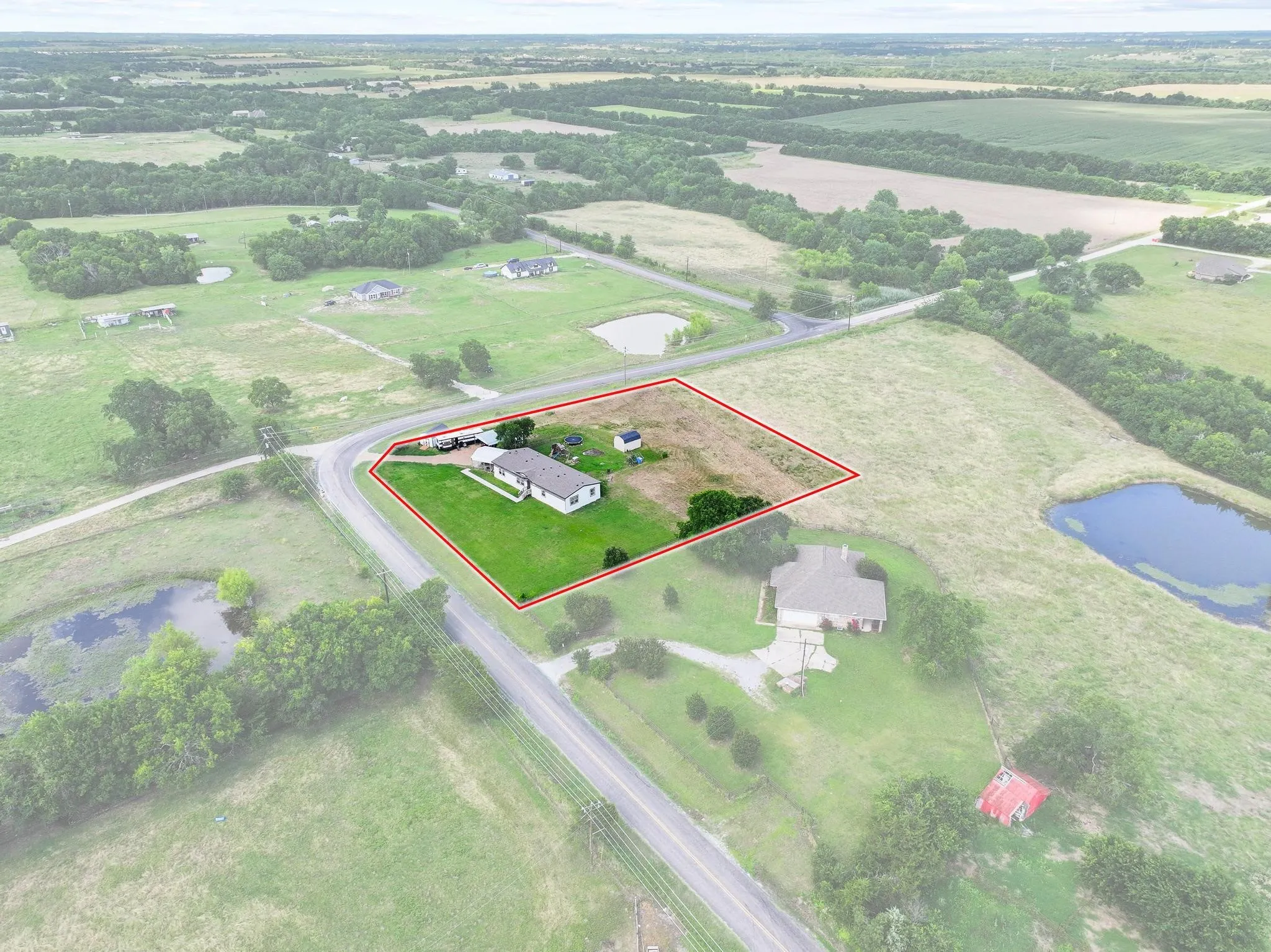 Mobile Home For Sale in Collin County , 10950 County Road 632, Blue Ridge, Texas 75424, 5 Bedroom, 3 Bathroom, Garage spaces, 2,220 Sqft, built in 2022, mls#21257461, Real Estate Agent in Blue Ridge, Homes For Sale in Collin county, Homes For Sale in Blue Ridge, Realtor in Blue Ridge Texas, Real Estate Brokerage Independent Realty Texas, Luminita Cordes Realtor