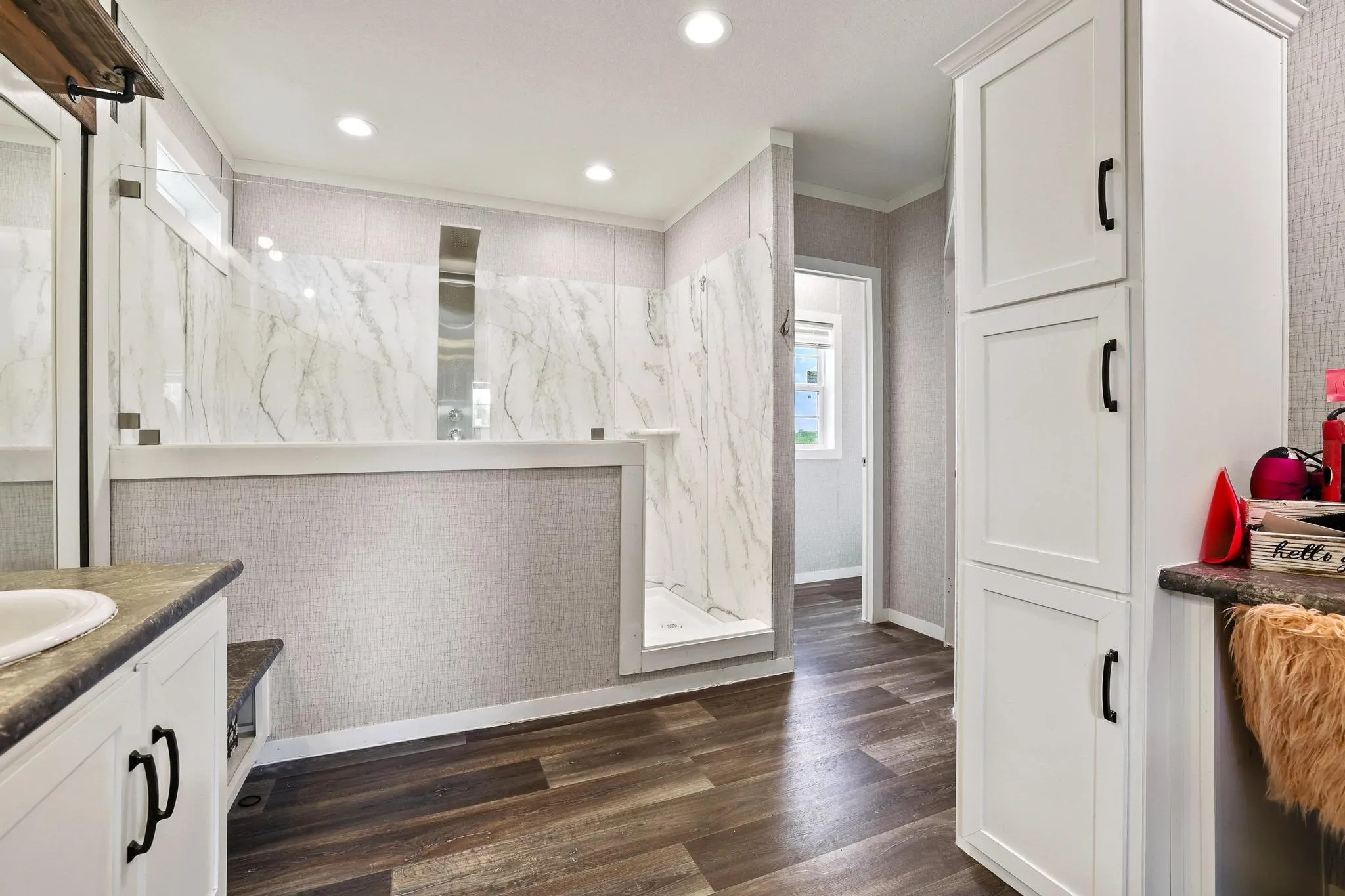 Mobile Home For Sale in Collin County , 10950 County Road 632, Blue Ridge, Texas 75424, 5 Bedroom, 3 Bathroom, Garage spaces, 2,220 Sqft, built in 2022, mls#21257461, Real Estate Agent in Blue Ridge, Homes For Sale in Collin county, Homes For Sale in Blue Ridge, Realtor in Blue Ridge Texas, Real Estate Brokerage Independent Realty Texas, Luminita Cordes Realtor