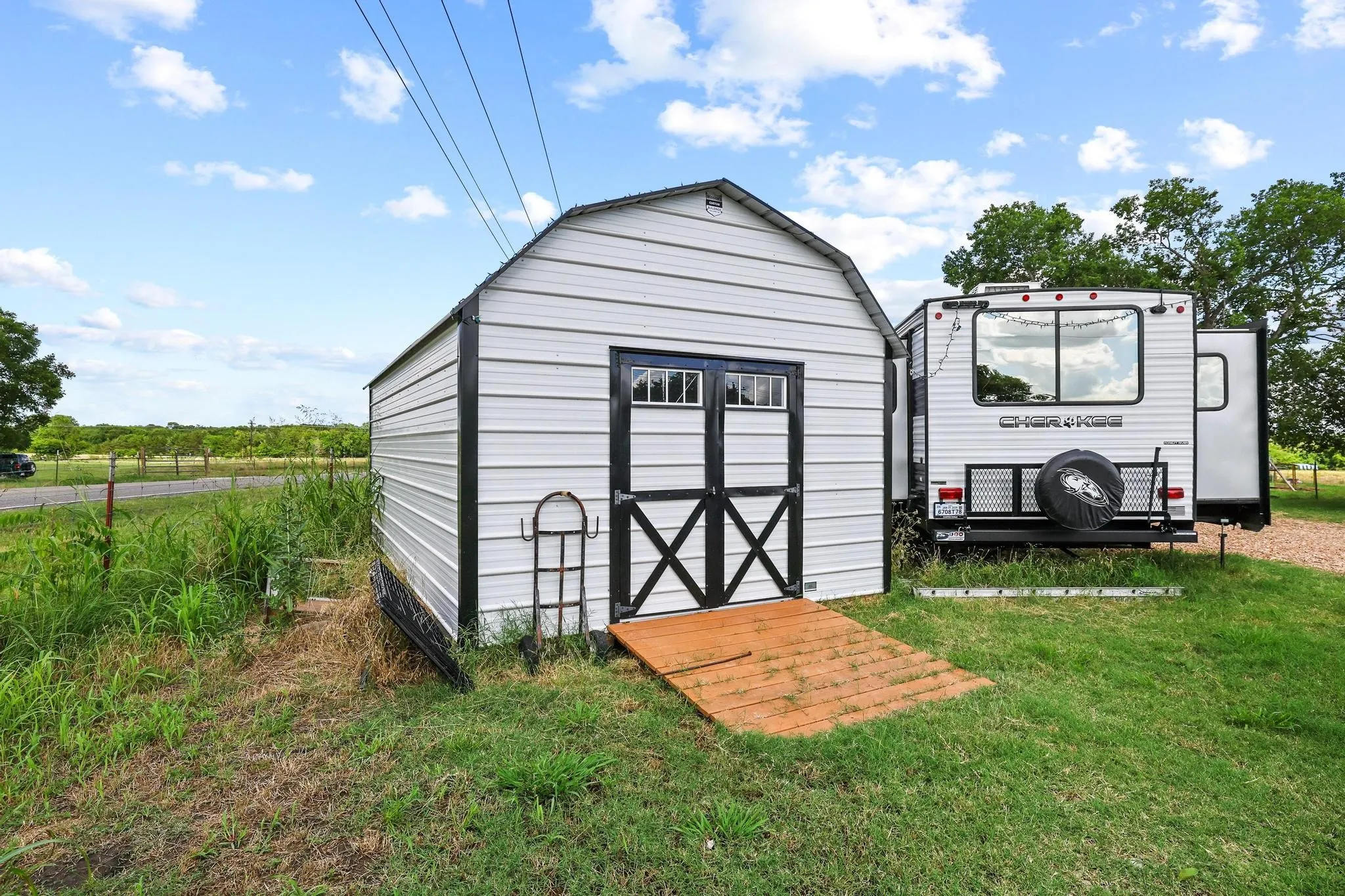 Mobile Home For Sale in Collin County , 10950 County Road 632, Blue Ridge, Texas 75424, 5 Bedroom, 3 Bathroom, Garage spaces, 2,220 Sqft, built in 2022, mls#21257461, Real Estate Agent in Blue Ridge, Homes For Sale in Collin county, Homes For Sale in Blue Ridge, Realtor in Blue Ridge Texas, Real Estate Brokerage Independent Realty Texas, Luminita Cordes Realtor