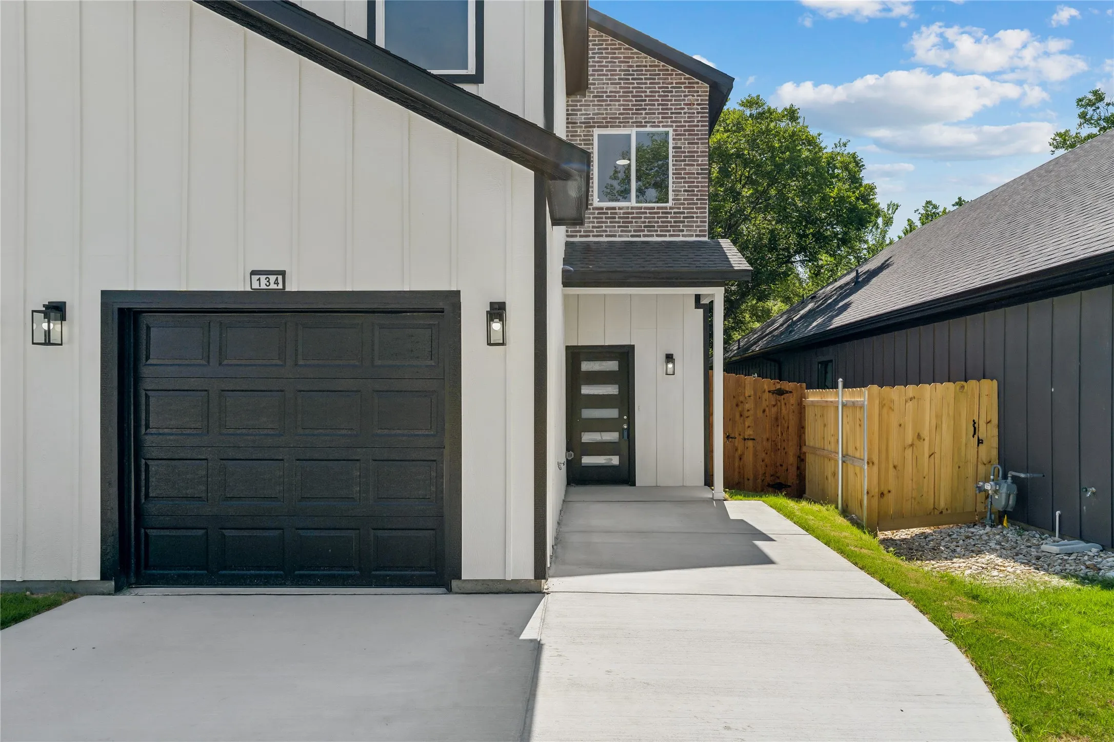 Single Family Residence For Sale in Tarrant County , 0 Cottonwood Street, Fort Worth, Texas 76111, 4 Bedroom, 3 Bathroom, 2 Garage spaces, 1,652 Sqft, built in 2026, mls#21308523, Real Estate Agent in Fort Worth, Homes For Sale in Tarrant county, Homes For Sale in Fort Worth, Realtor in Fort Worth Texas, Real Estate Brokerage Independent Realty Texas, Luminita Cordes Realtor