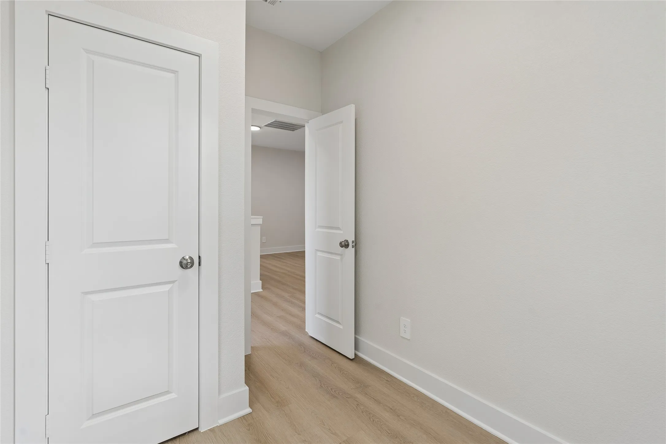 Single Family Residence For Sale in Tarrant County , 0 Cottonwood Street, Fort Worth, Texas 76111, 4 Bedroom, 3 Bathroom, 2 Garage spaces, 1,652 Sqft, built in 2026, mls#21308523, Real Estate Agent in Fort Worth, Homes For Sale in Tarrant county, Homes For Sale in Fort Worth, Realtor in Fort Worth Texas, Real Estate Brokerage Independent Realty Texas, Luminita Cordes Realtor
